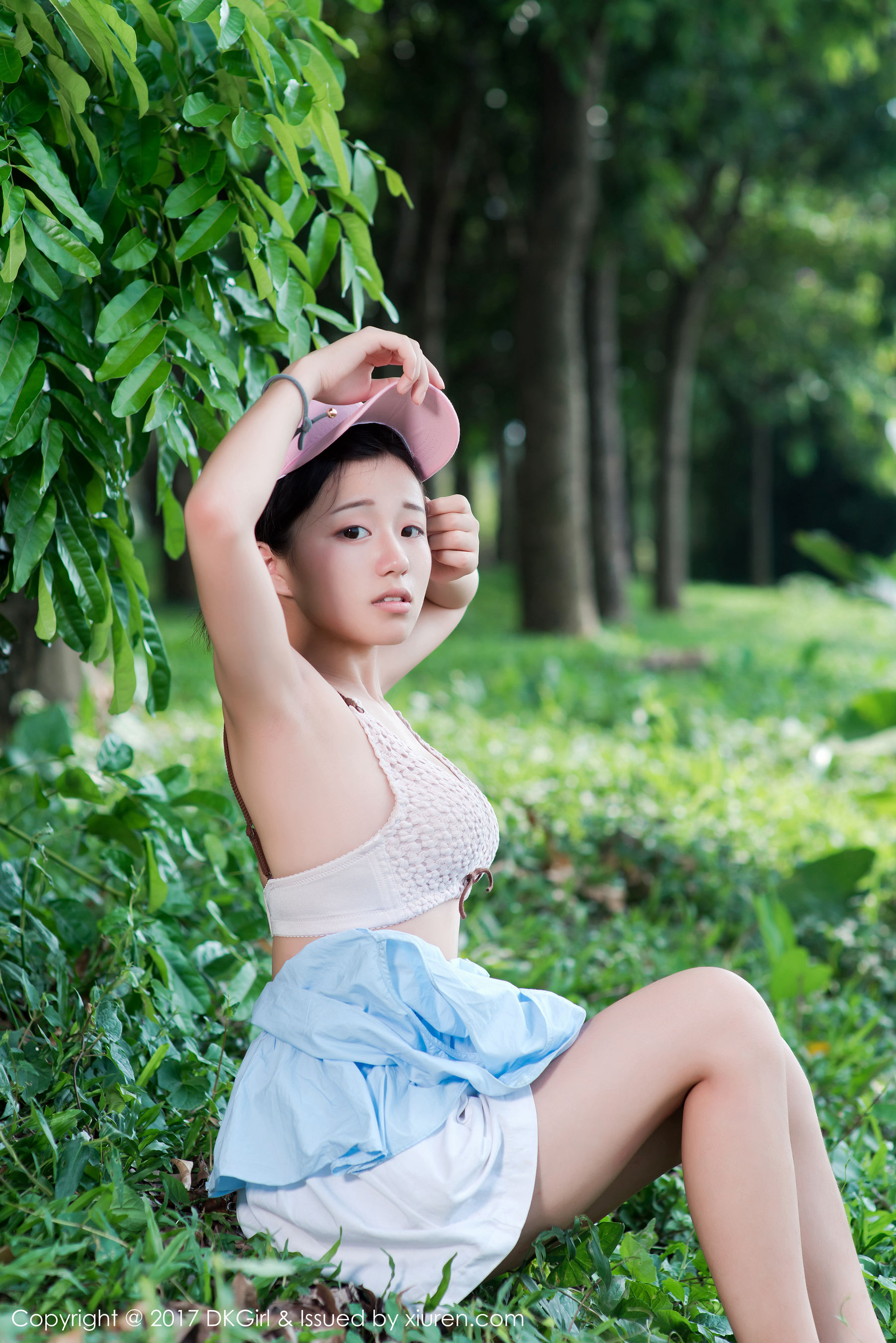 仓井优香《童颜美乳，日系清纯少女，户外露出》 御女郎DKGirl Vol.039 [49P]