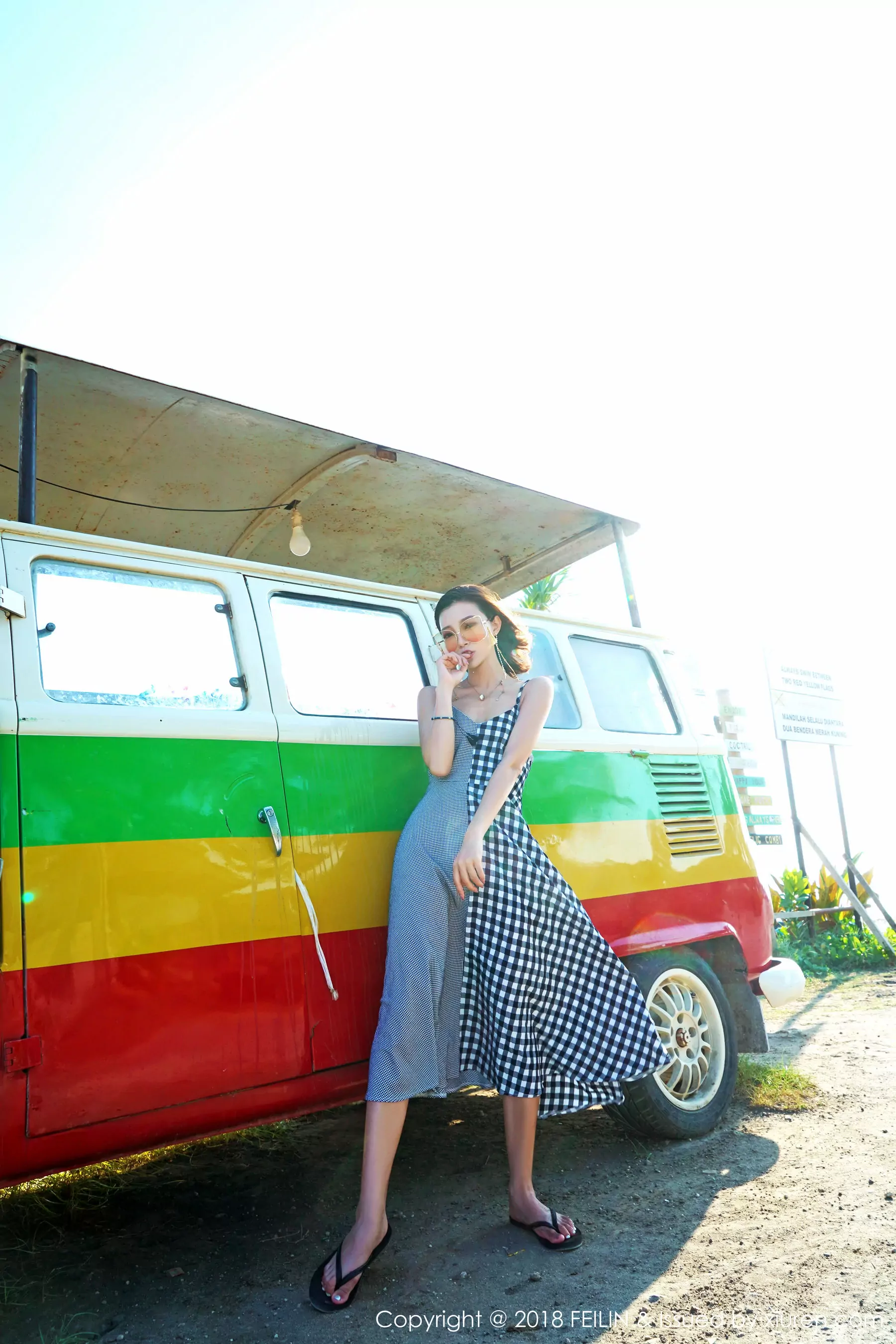 冯木木LRIS《海边清新系列》 嗲囡囡 VOL.142