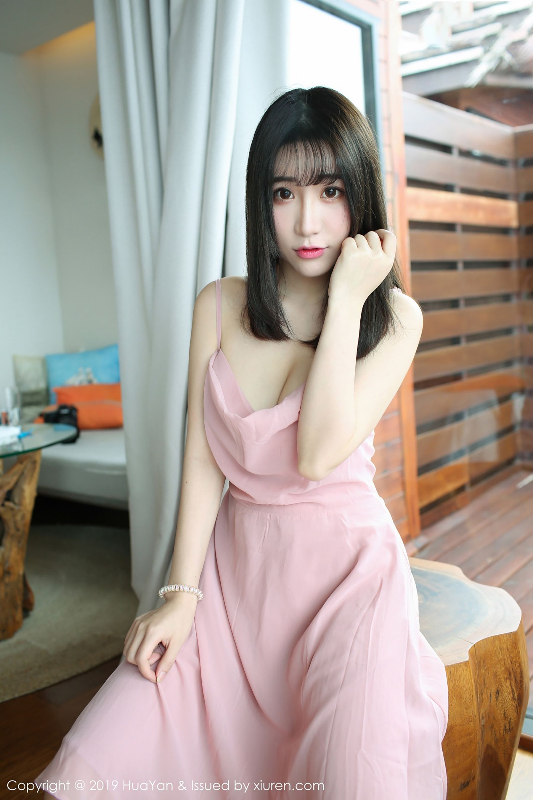 HUAYAN 花の颜 Vol.062 绯月樱-Cherry [51P]