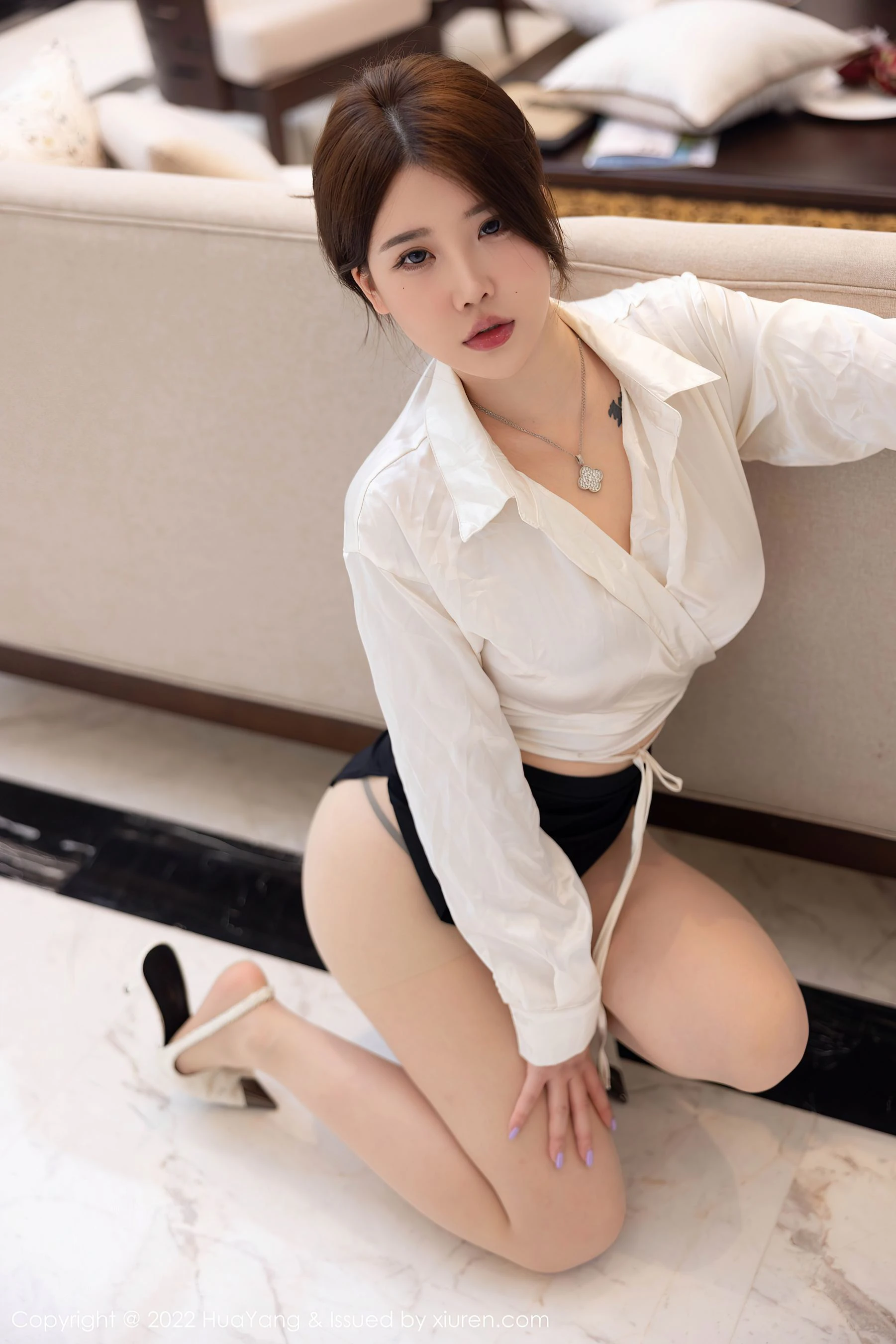 花漾 VOL.516 小海臀Rena 丝袜短裙