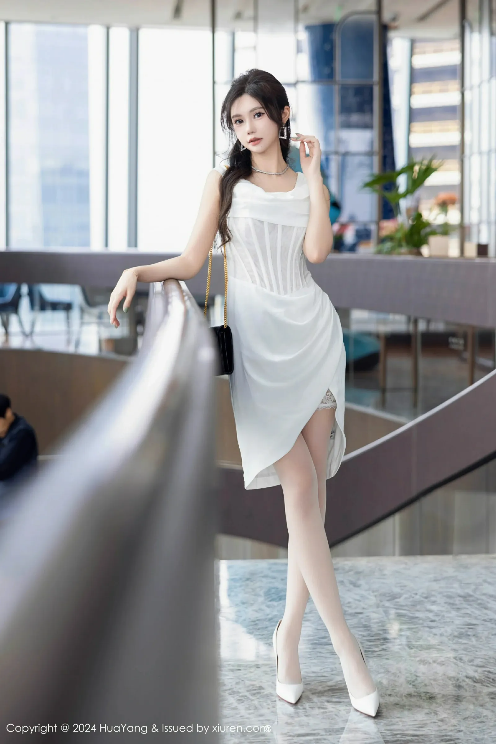 HuaYang花漾 VOL.612 绮里嘉ula [86P]