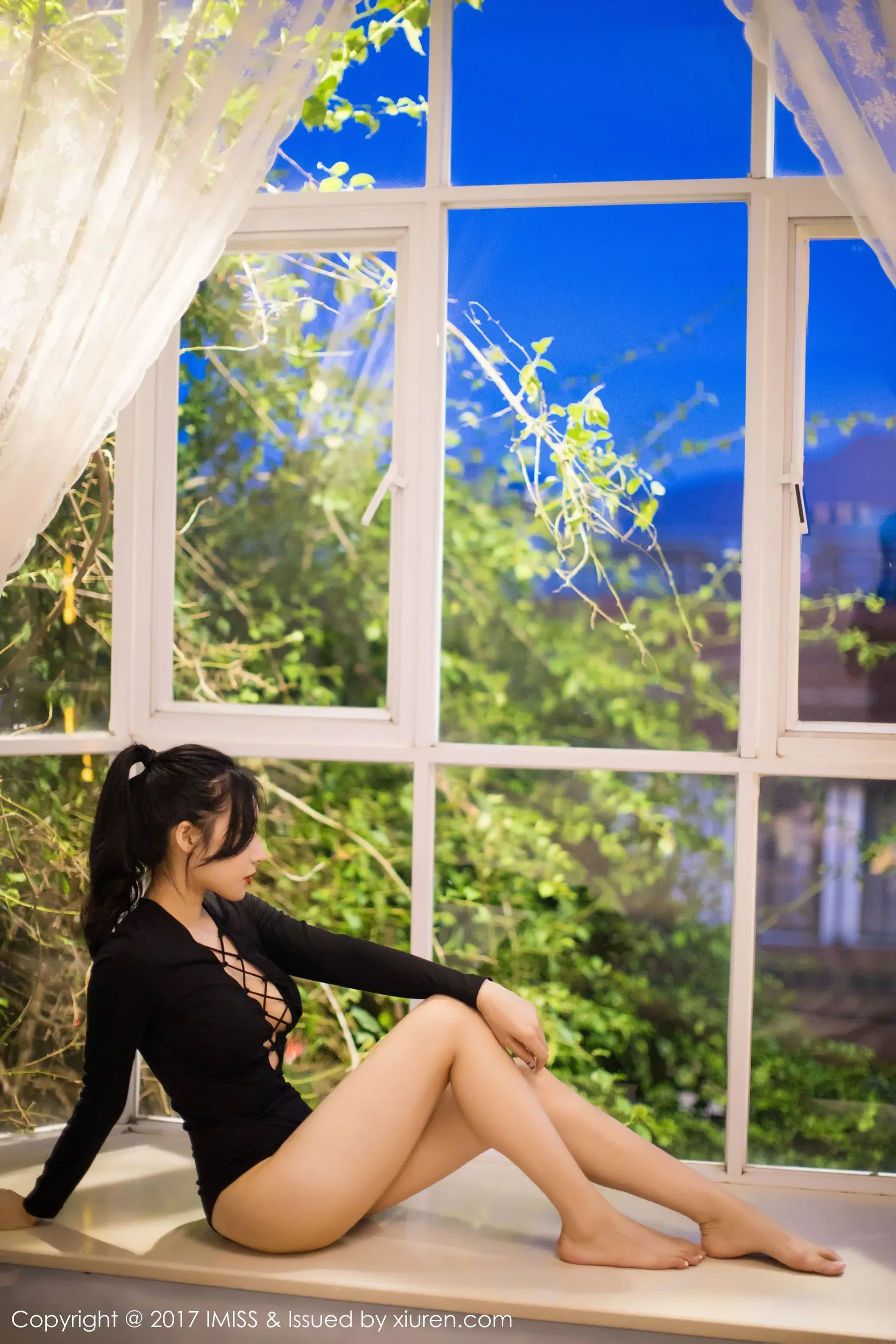 小狐狸Sica《黑色私房性感美腿》 爱蜜社IMiss VOL.194