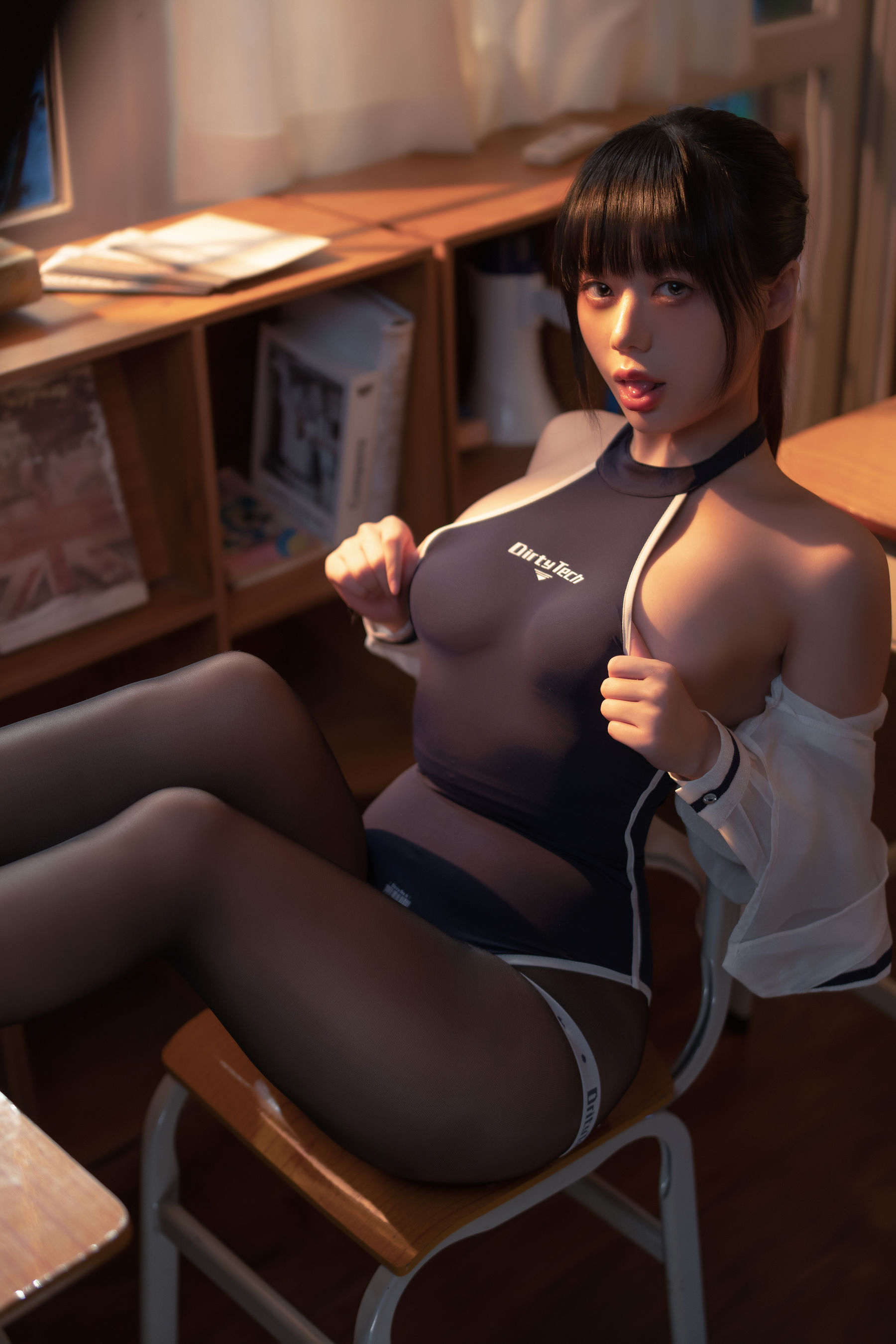 九言 – 竞泳 [65P]