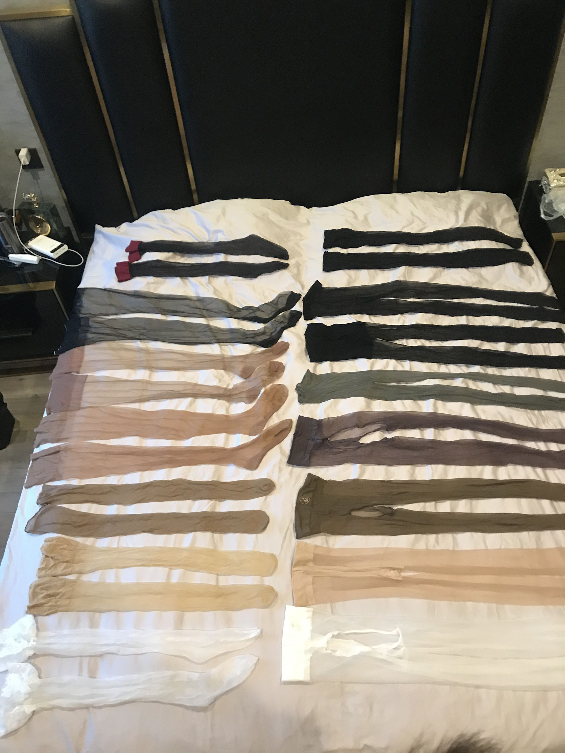 丝足博主麋鹿_Monroe 2020.04.23 丝袜展示 [56P]