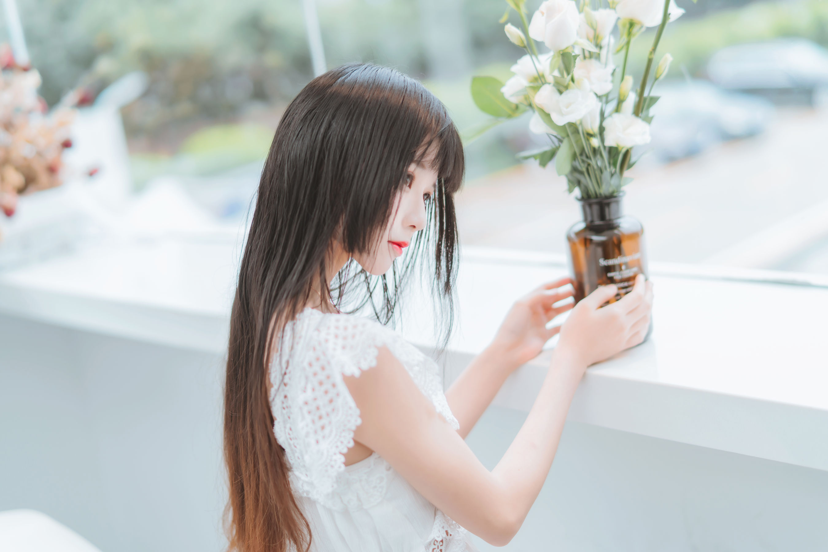 桜桃喵 – 清新之白花花 [11P]