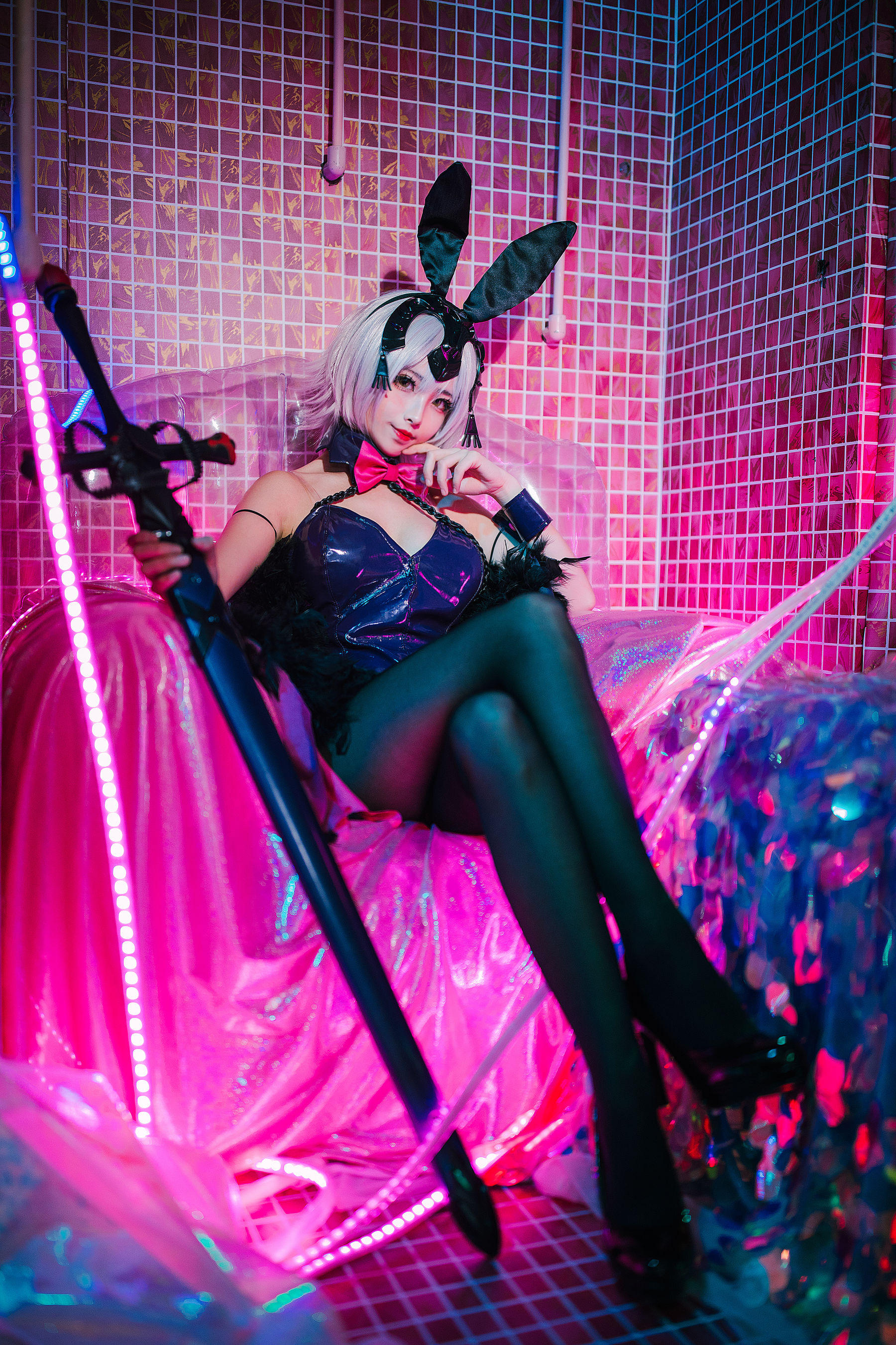 COS福利rioko凉凉子 兔女郎 [13P]