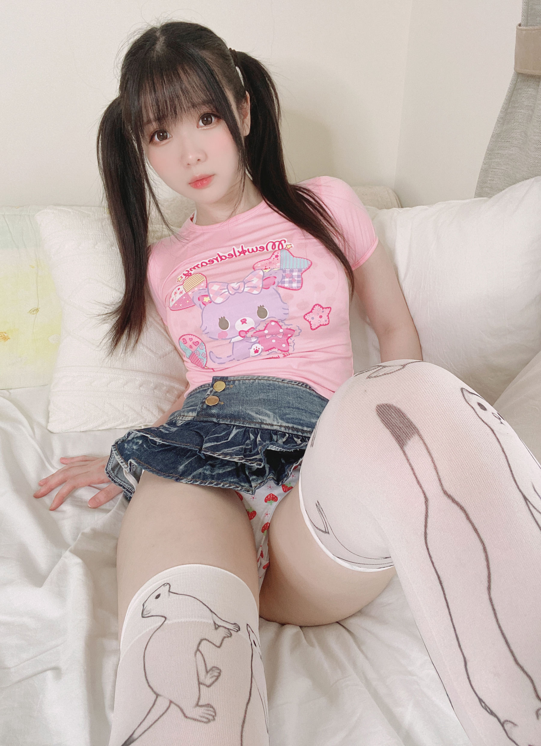 微博妹纸霜月shimo – お兄ちゃんー！ [15P]