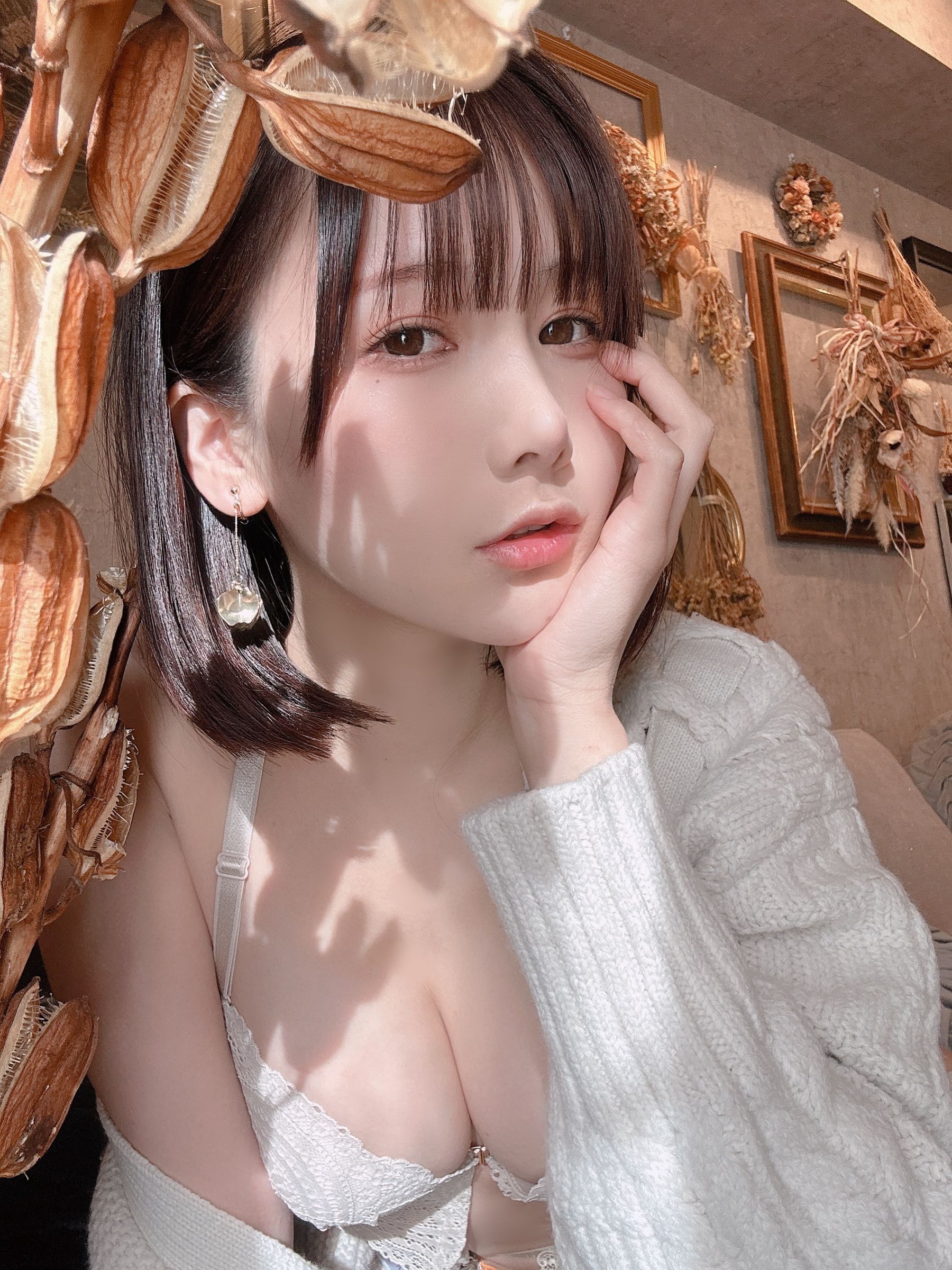 日本甜美COSERけんけん[fantia] 2022-11-03 性感内衣 [24P]