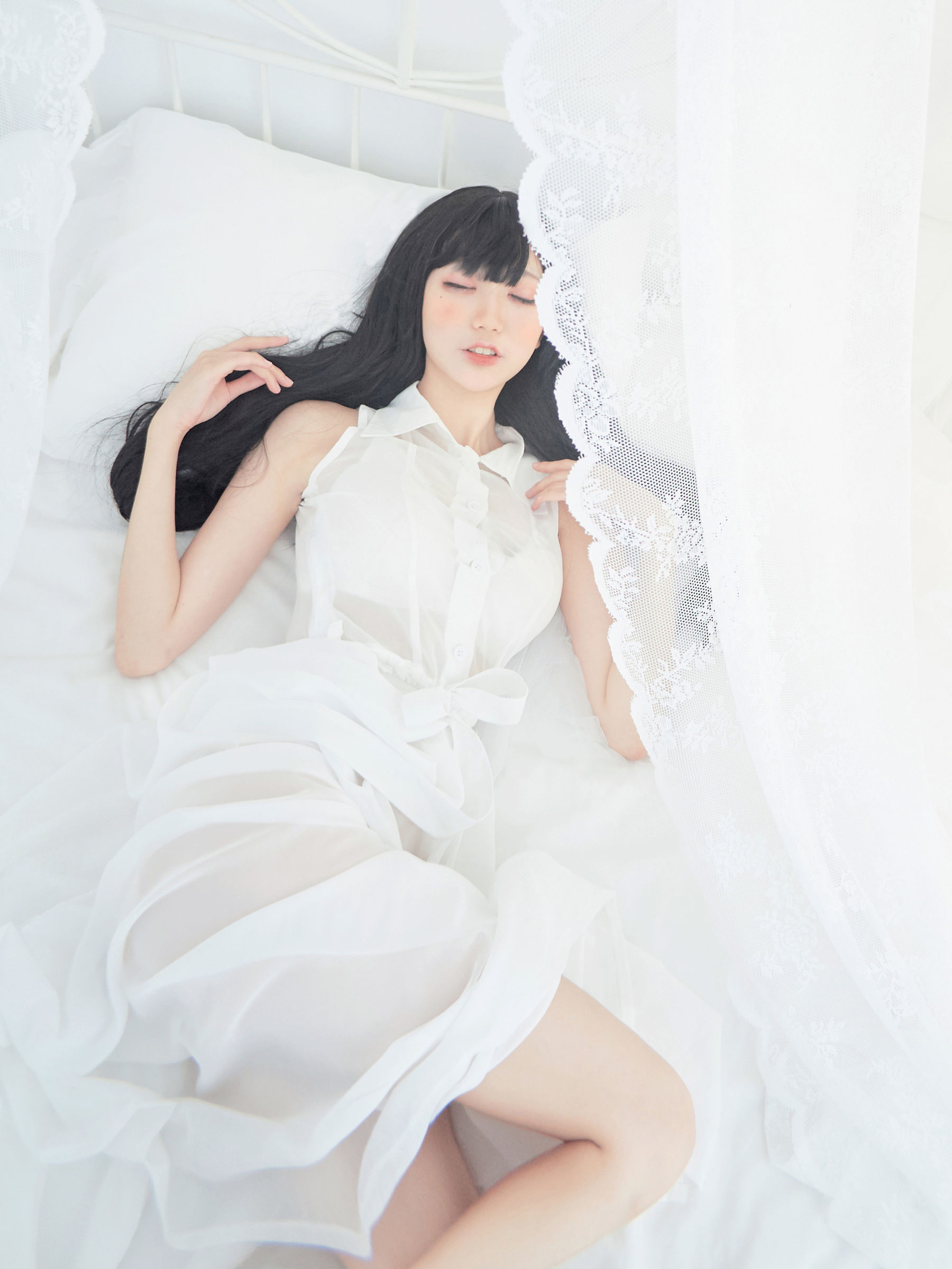 周叽是可爱兔兔 – 恶魔姐姐 [10P]