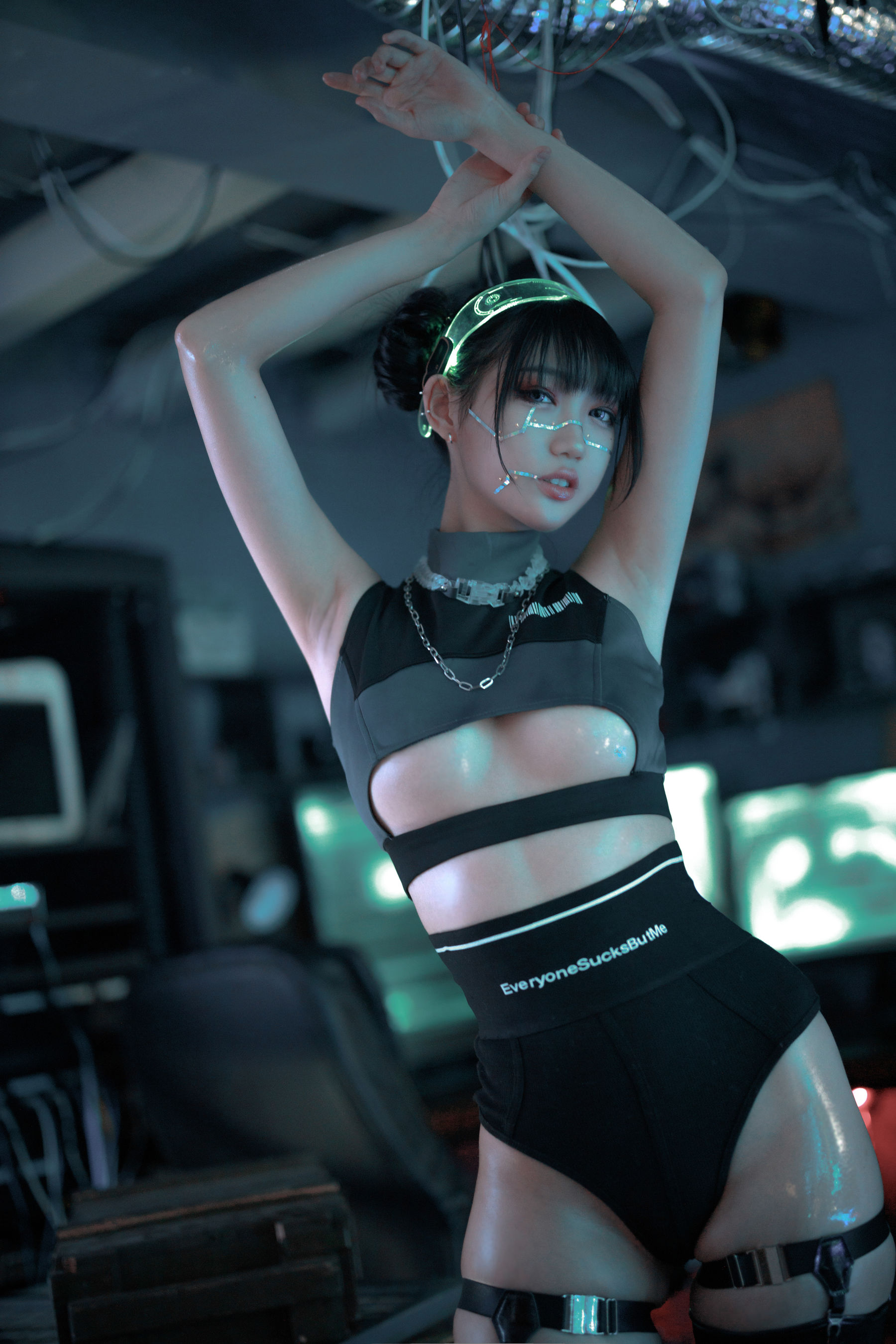 周叽是可爱兔兔 – 仿生人形 [35P]