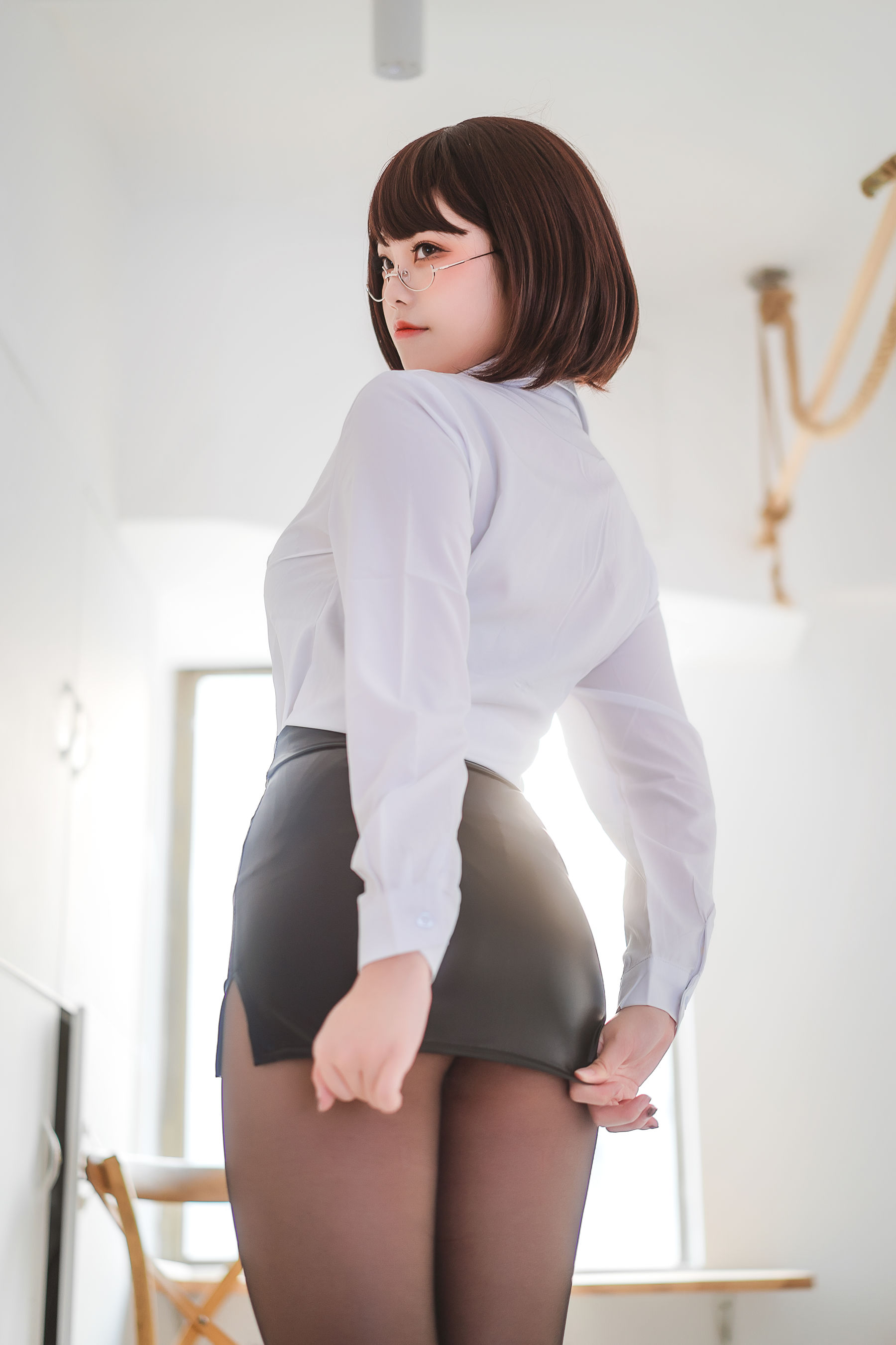 萌系小姐姐蜜汁猫裘 – 醉OL [52P]