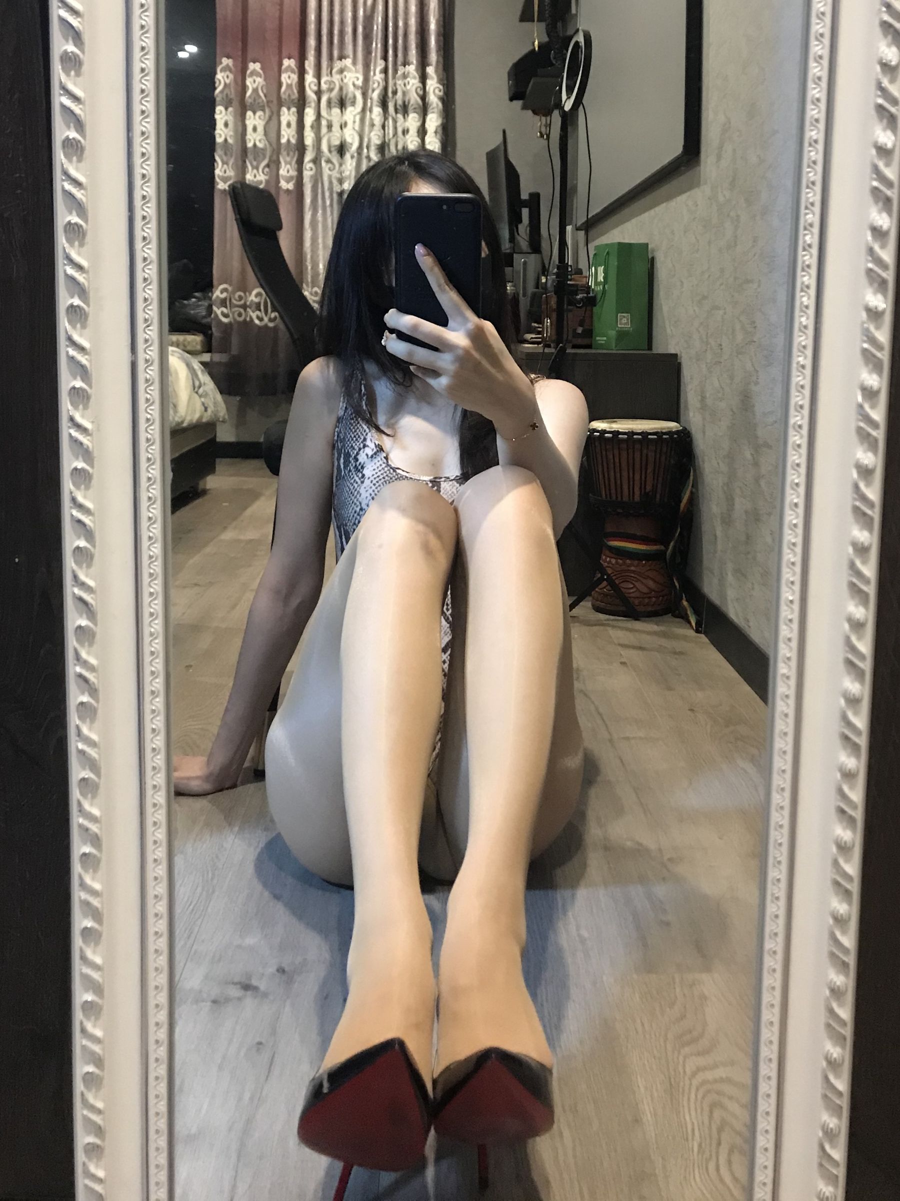 丝足博主麋鹿_Monroe 2020.06.20 丝享 [29P]