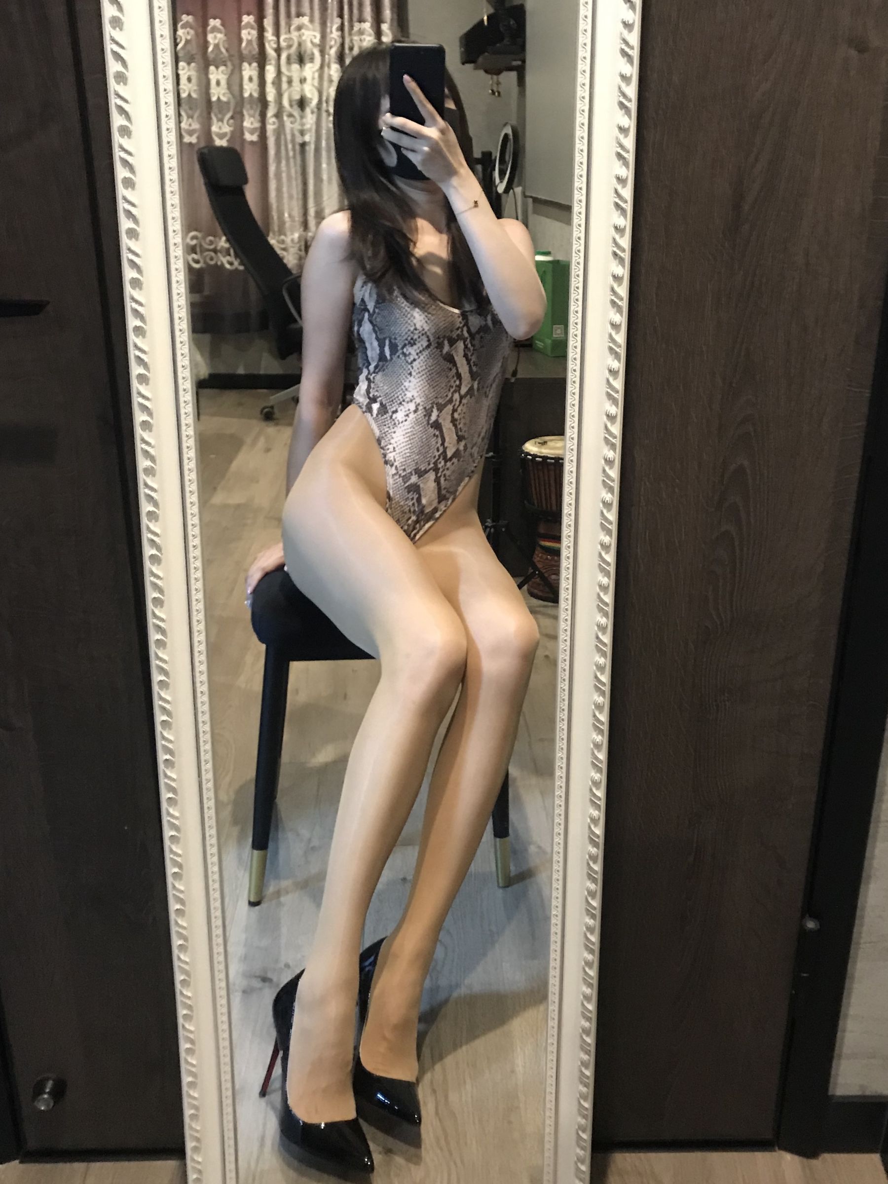 丝足博主麋鹿_Monroe 2020.06.20 丝享 [29P]