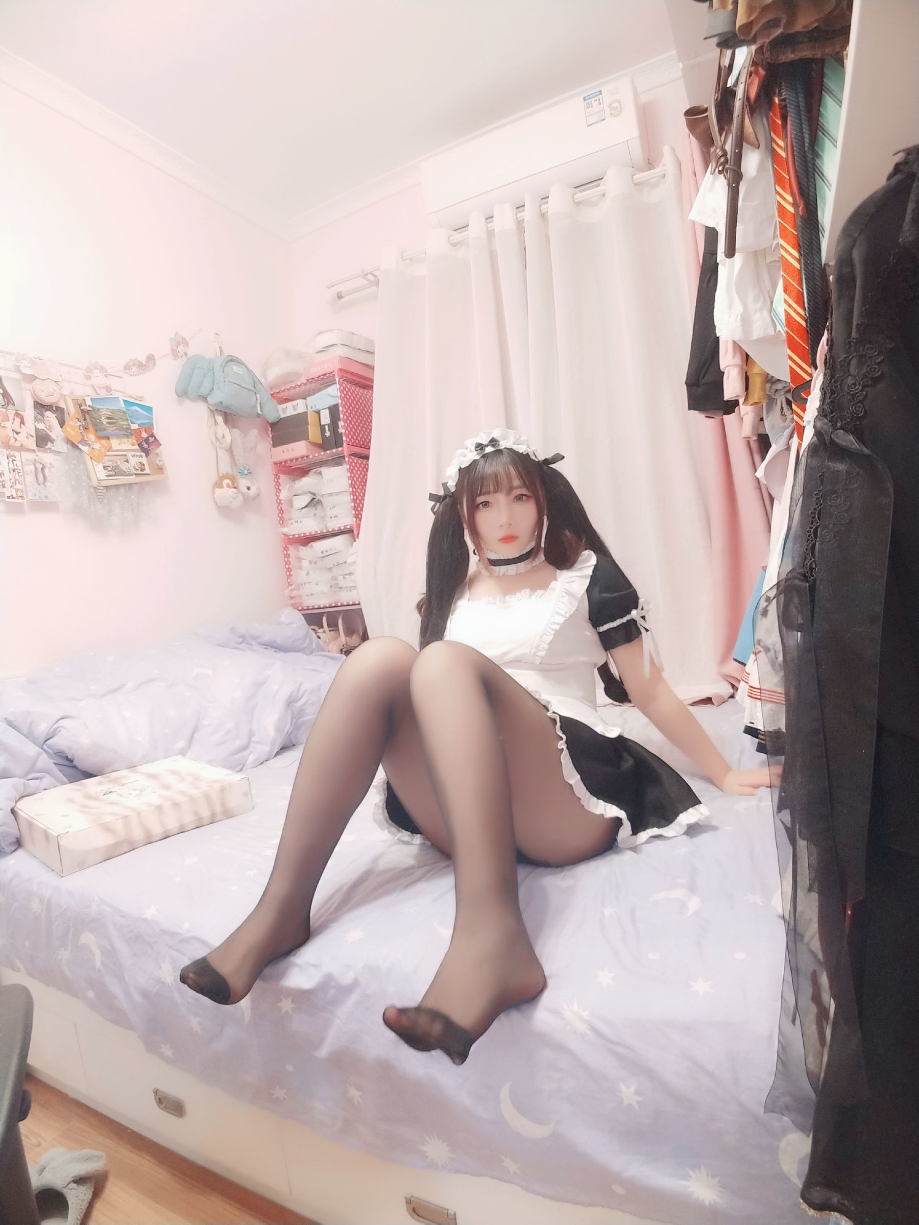 二次元美女古川kagura – 黑丝女仆 [49P]