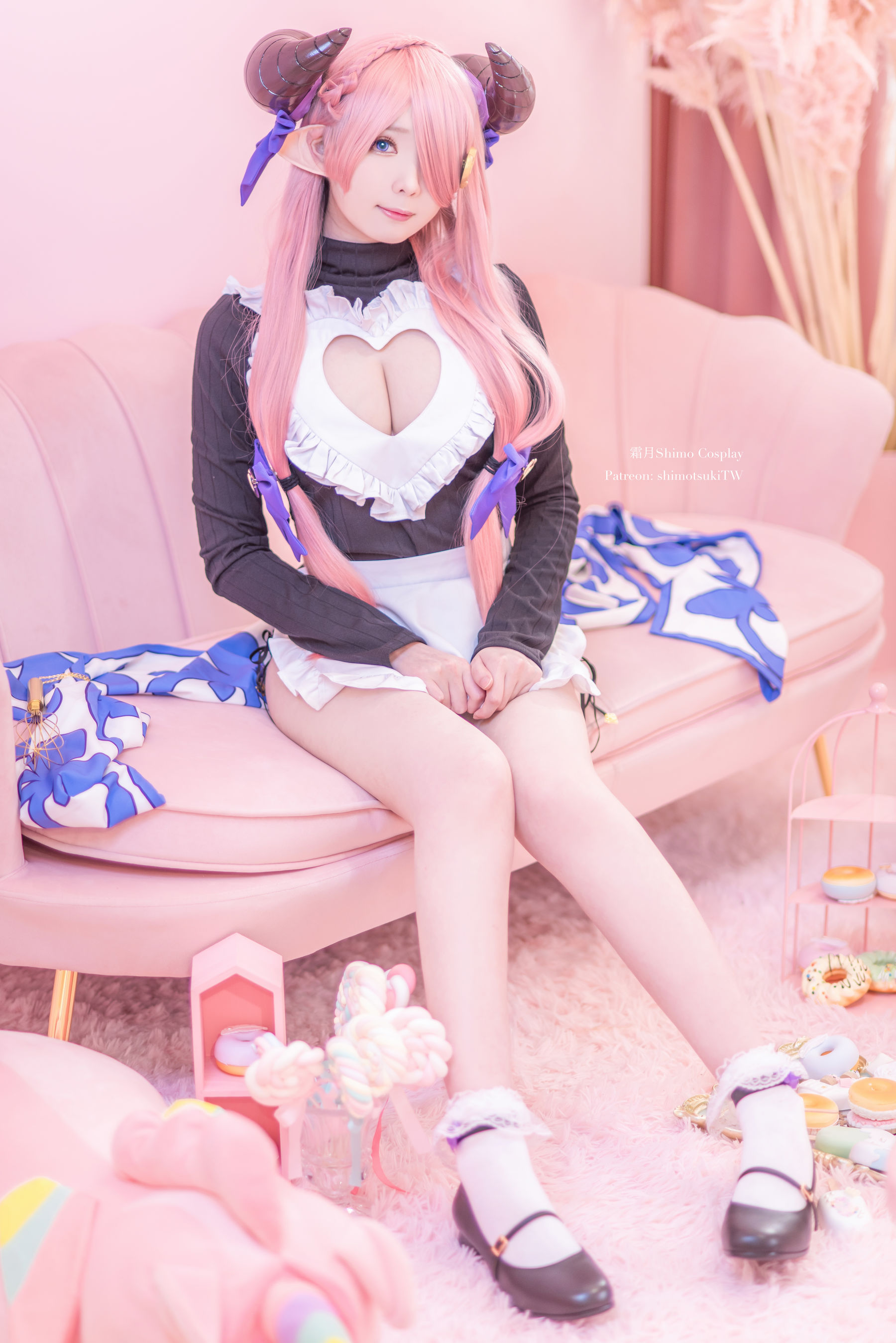 微博妹纸霜月shimo – 娜露梅雅 情人节 [12P]