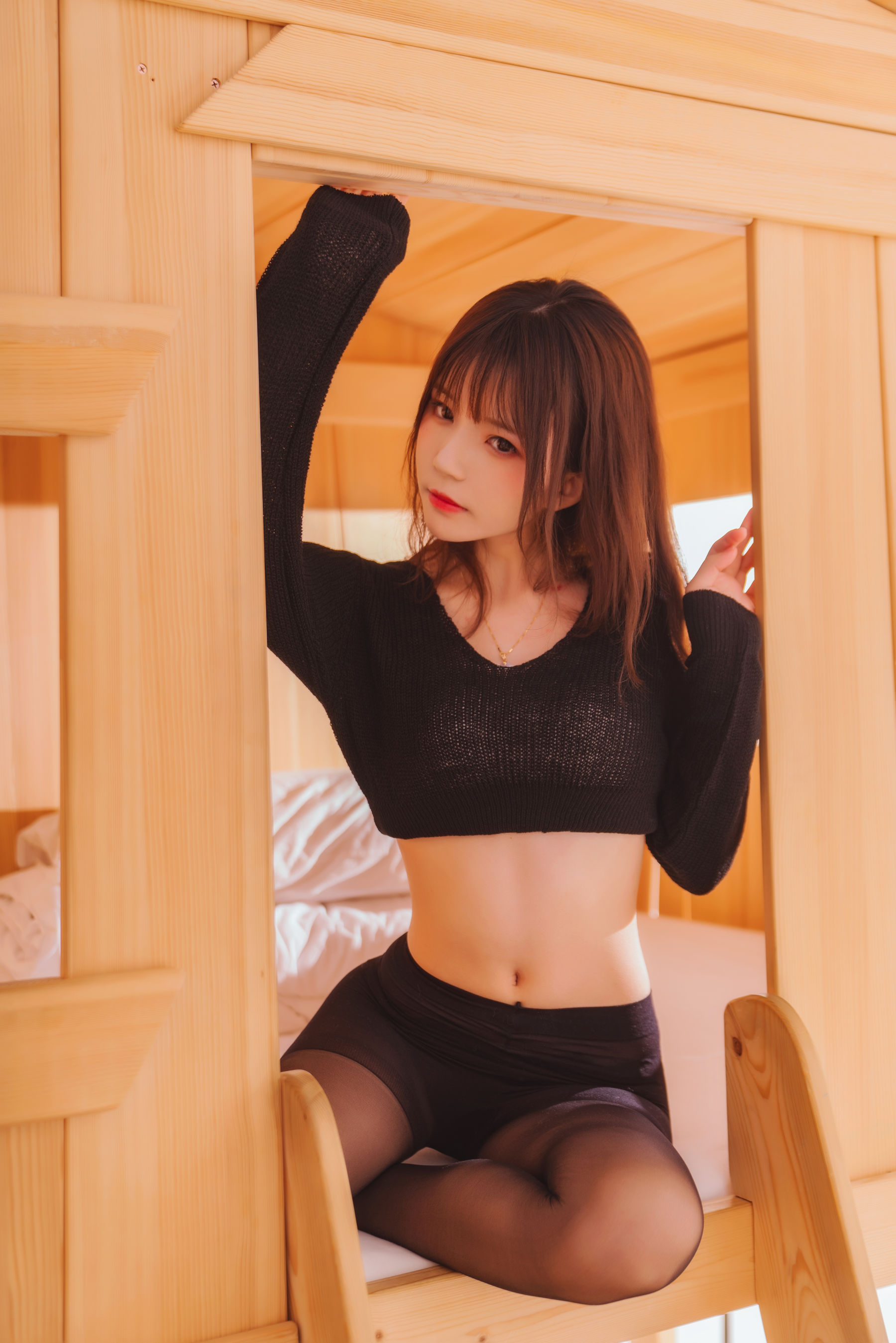 桜桃喵 黑&#038;白 之 性感黑 [32P]