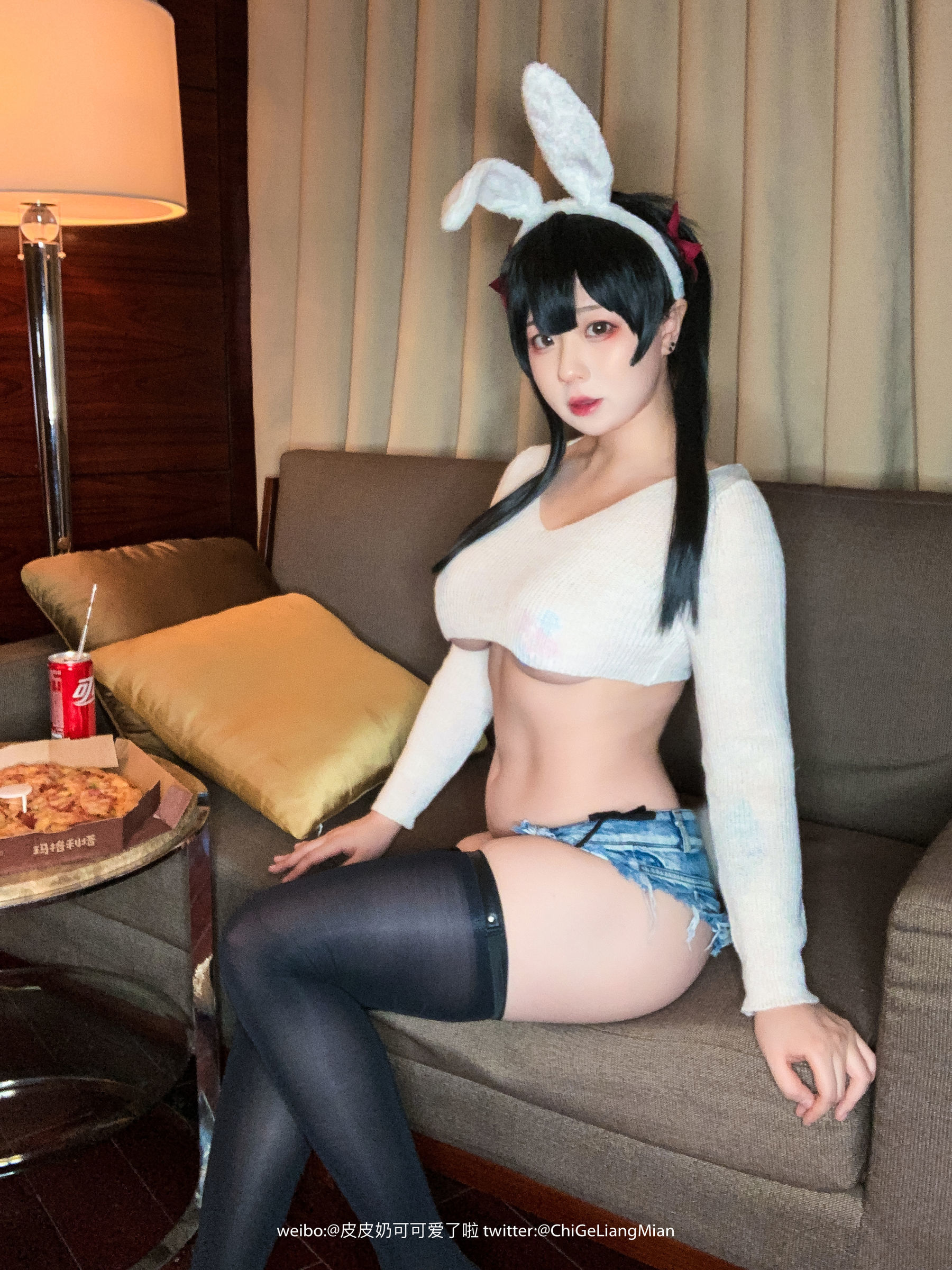 皮皮奶可可爱了啦 披萨白兔 [52P]