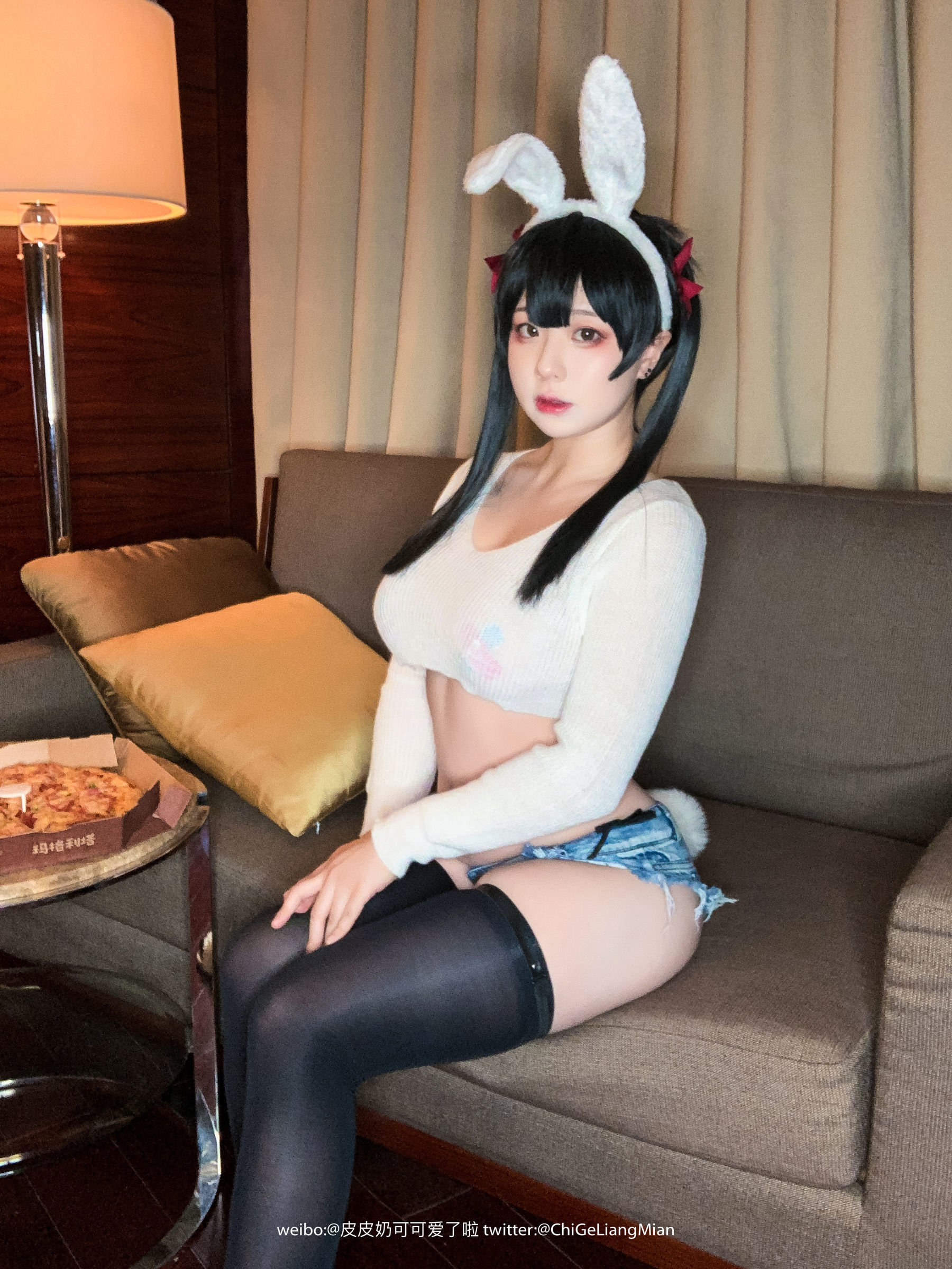 皮皮奶可可爱了啦 披萨白兔 [52P]