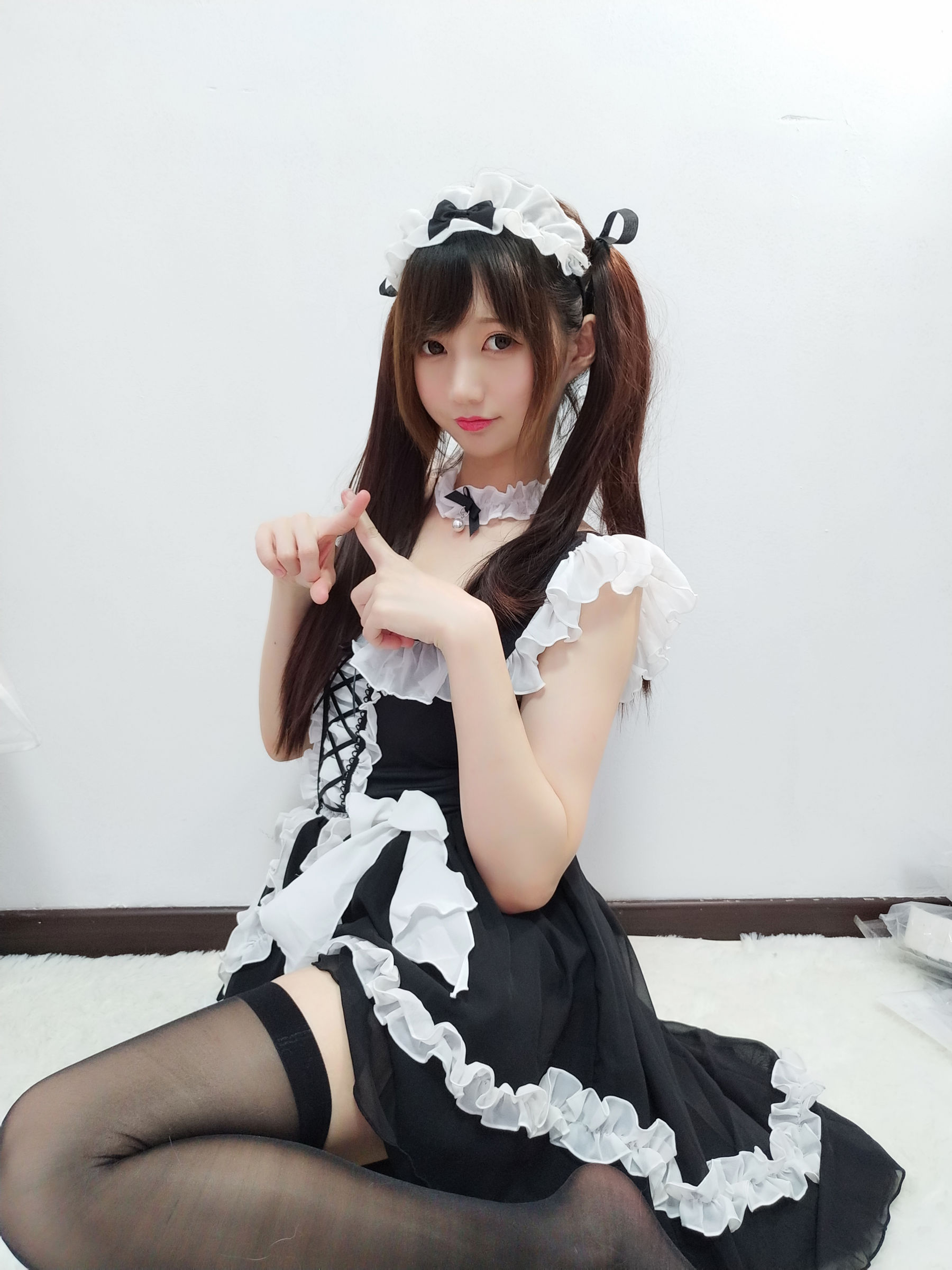 NAGISA魔物喵 – 女仆小姐 [9P]