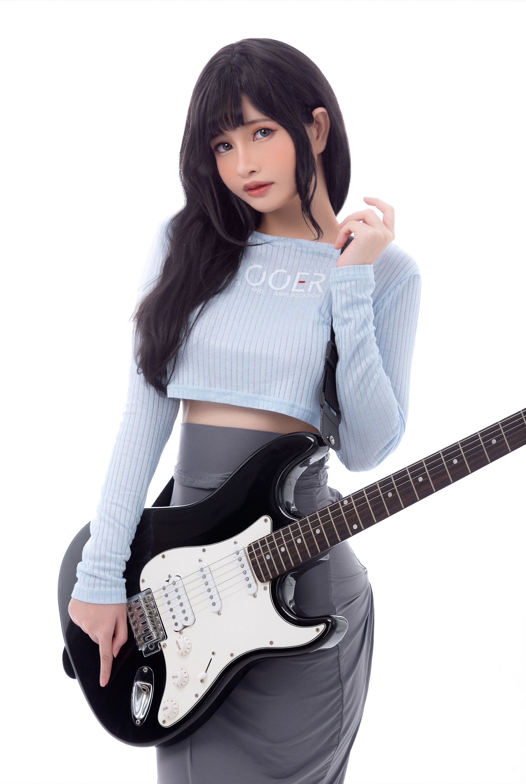 Azami福利 – Guitar Sister [26P]