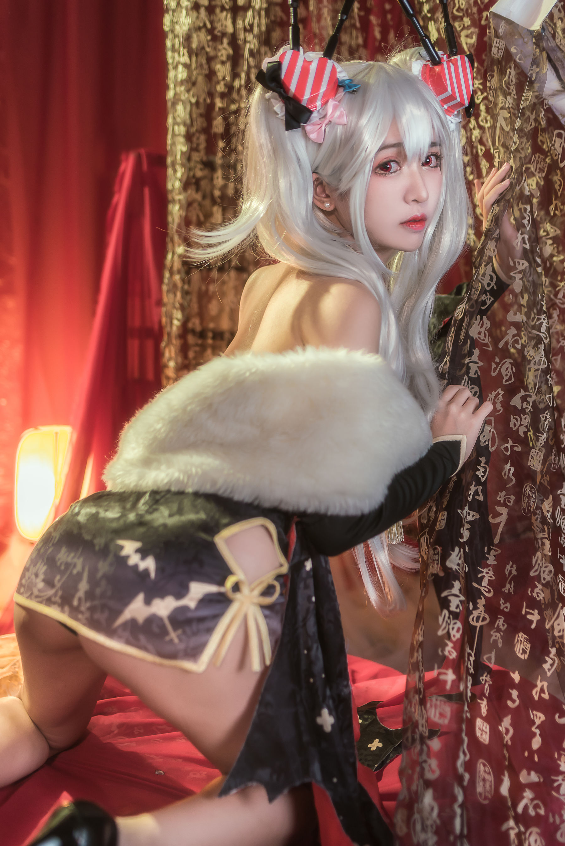 超人气Coser鳗鱼霏儿 碧蓝华裳 吸血鬼 [12P]