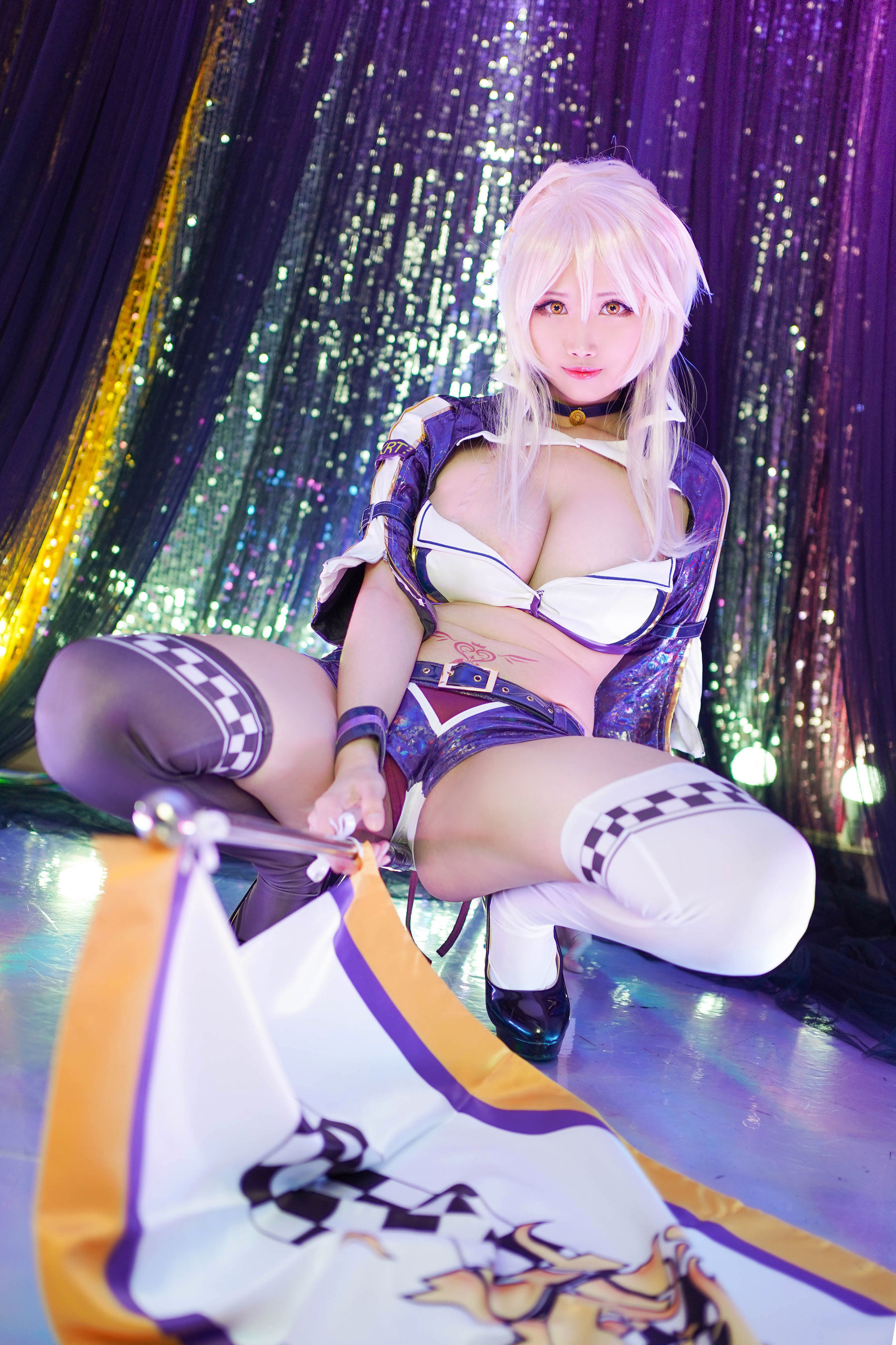 Coser萱-KaYa – 阿尔托莉雅 赛车 [15P]