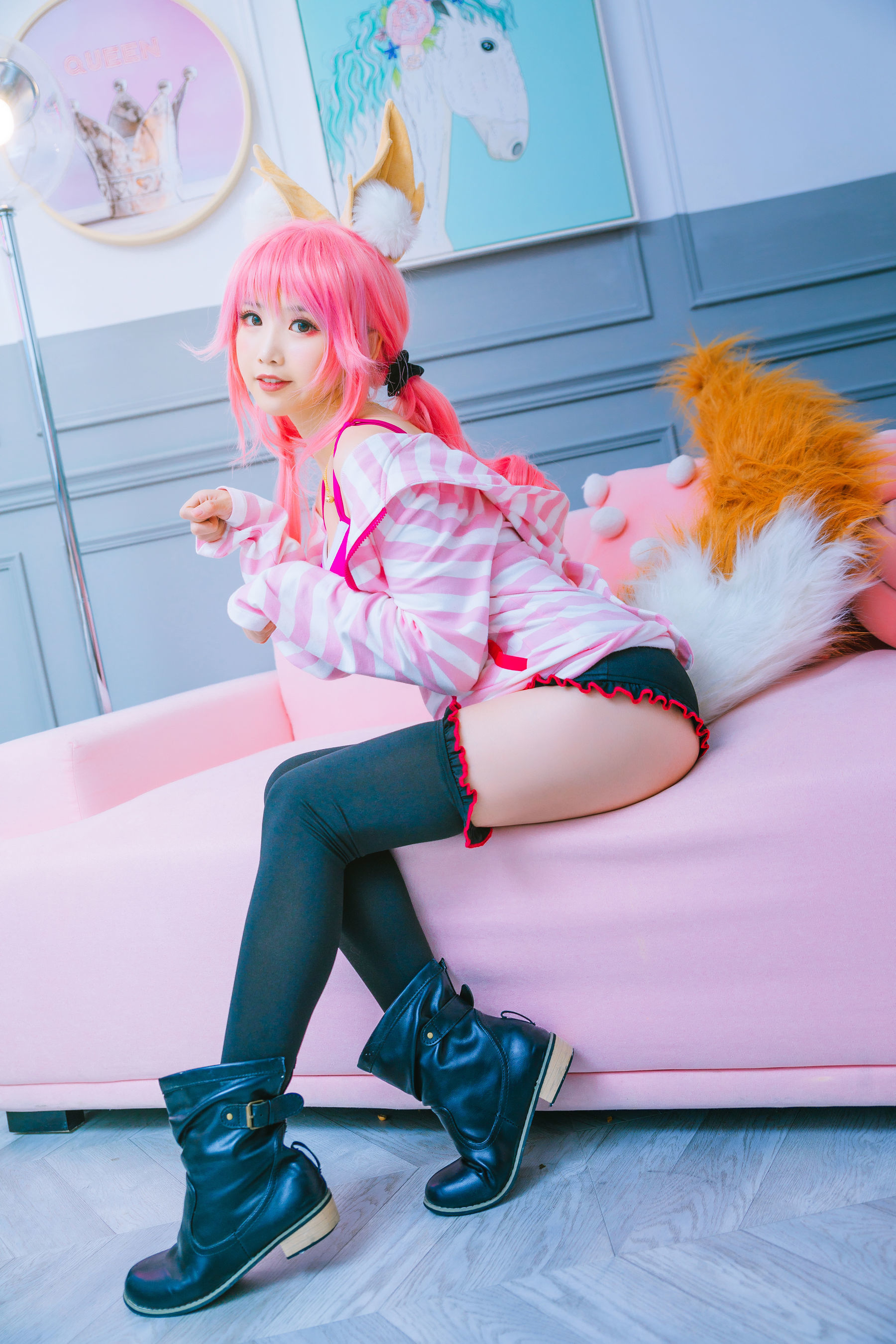 [萝莉COS] 面饼仙儿 – 玉藻前日常 [16P]