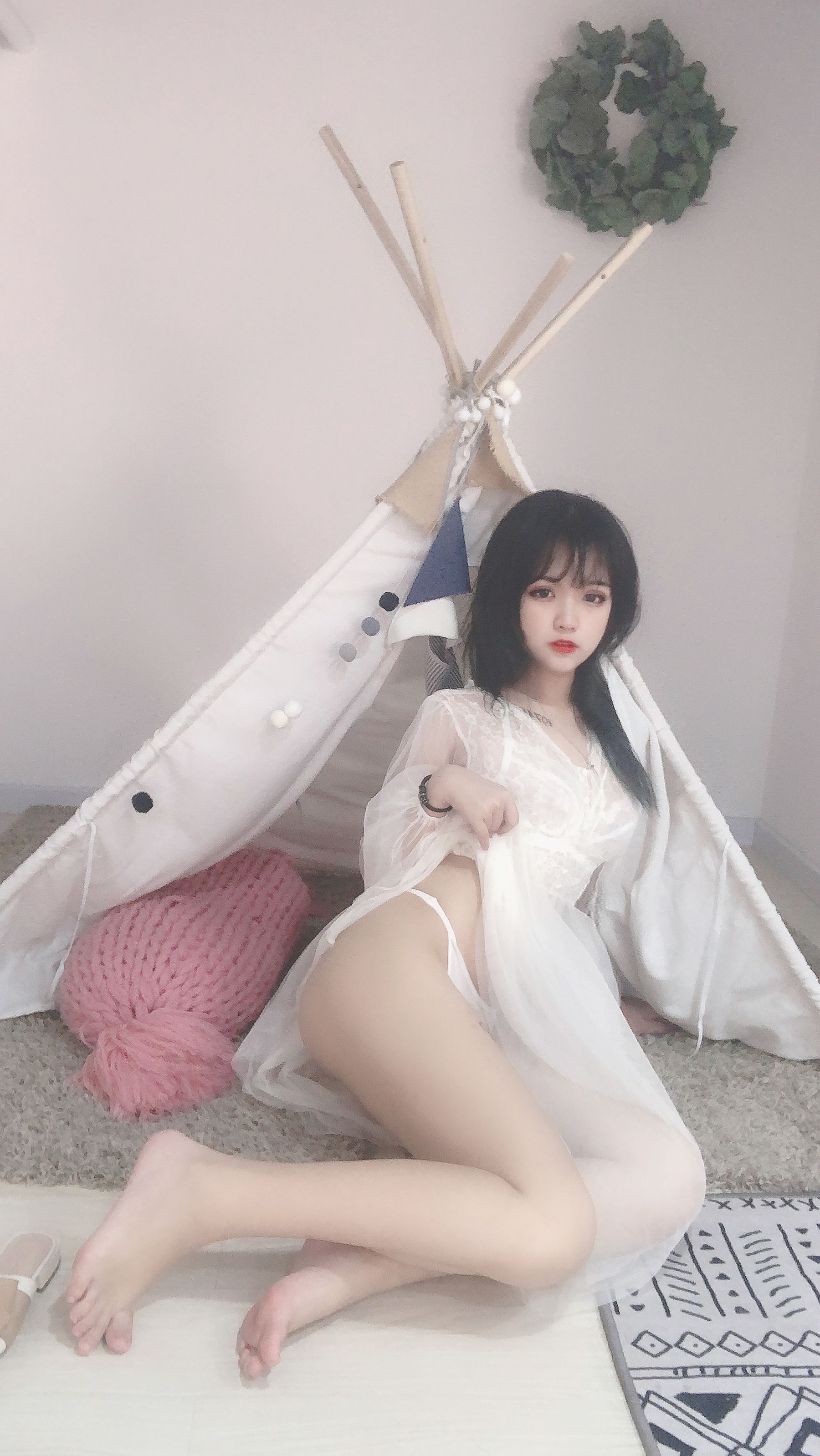 安妮 – 白色纱裙 [34P]