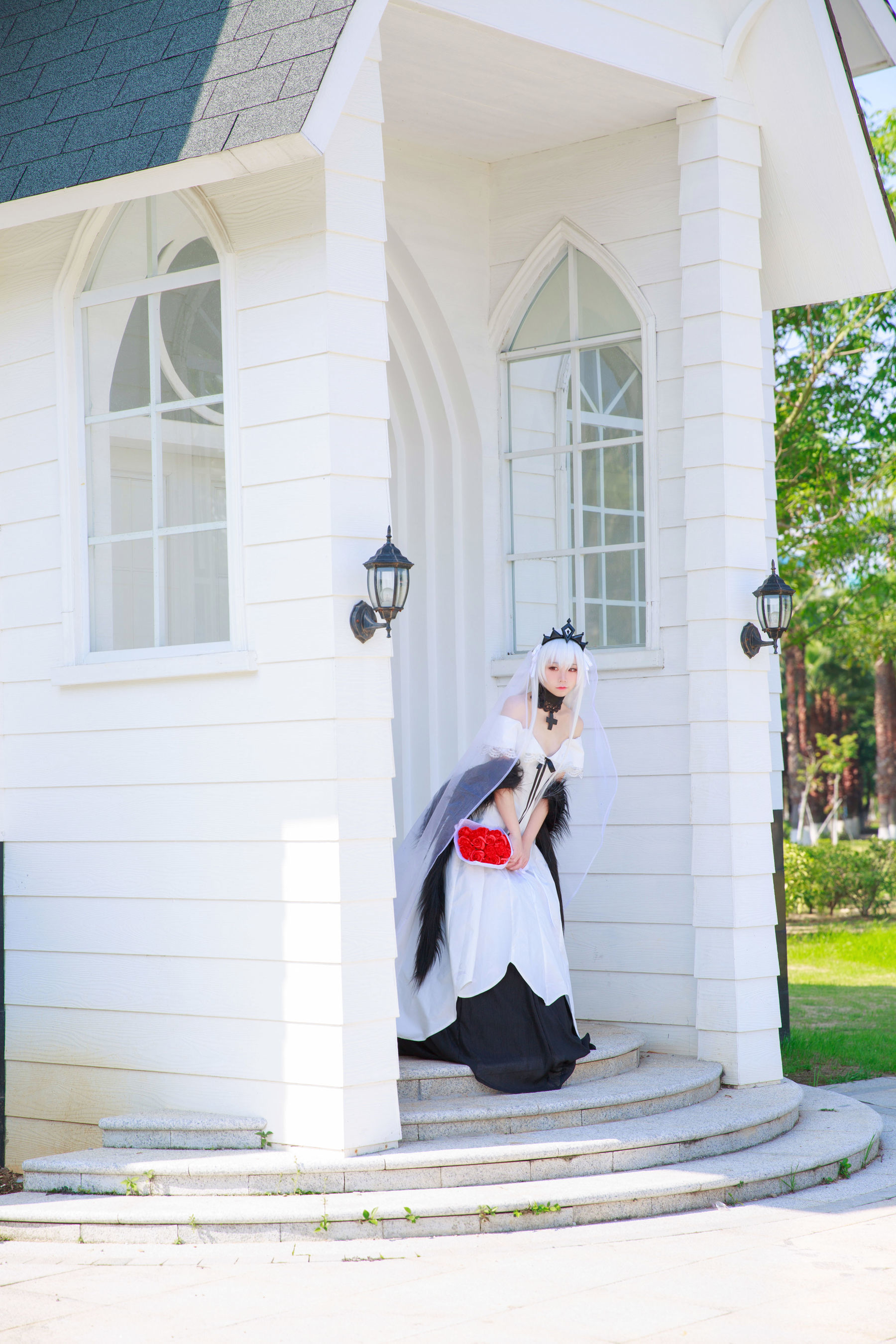 动漫博主G44不会受伤 – 98K婚纱 德皇 [25P]