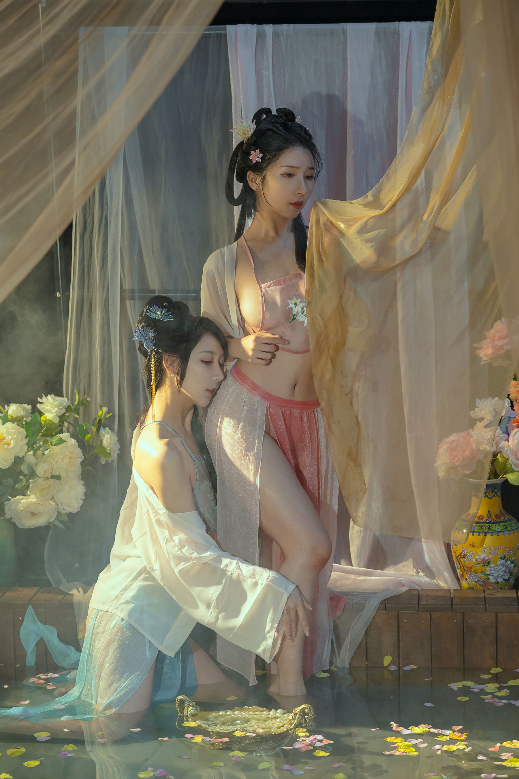 云溪溪 – 奶桃 水池 [42P]