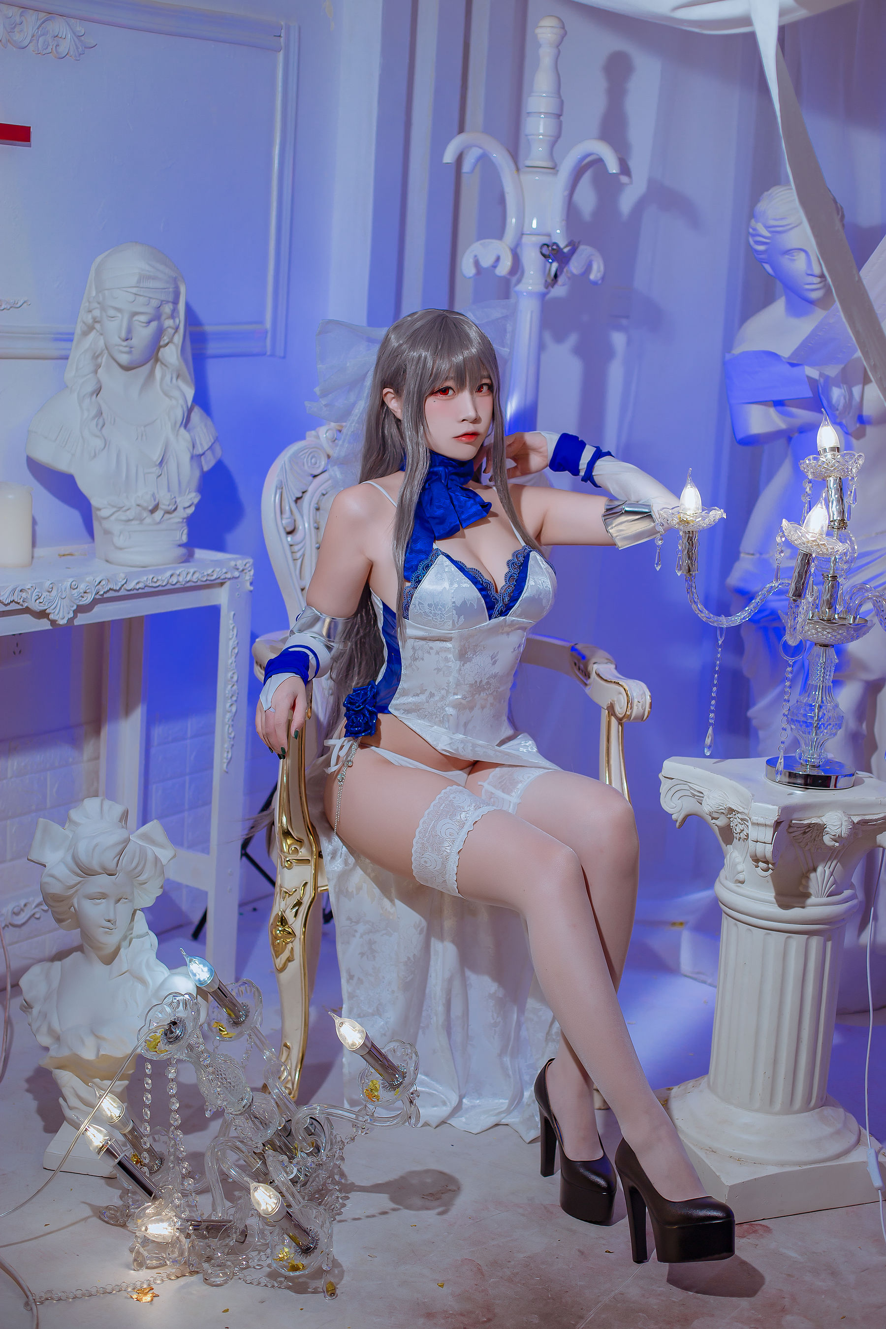 动漫博主雯妹 – PET [30P]