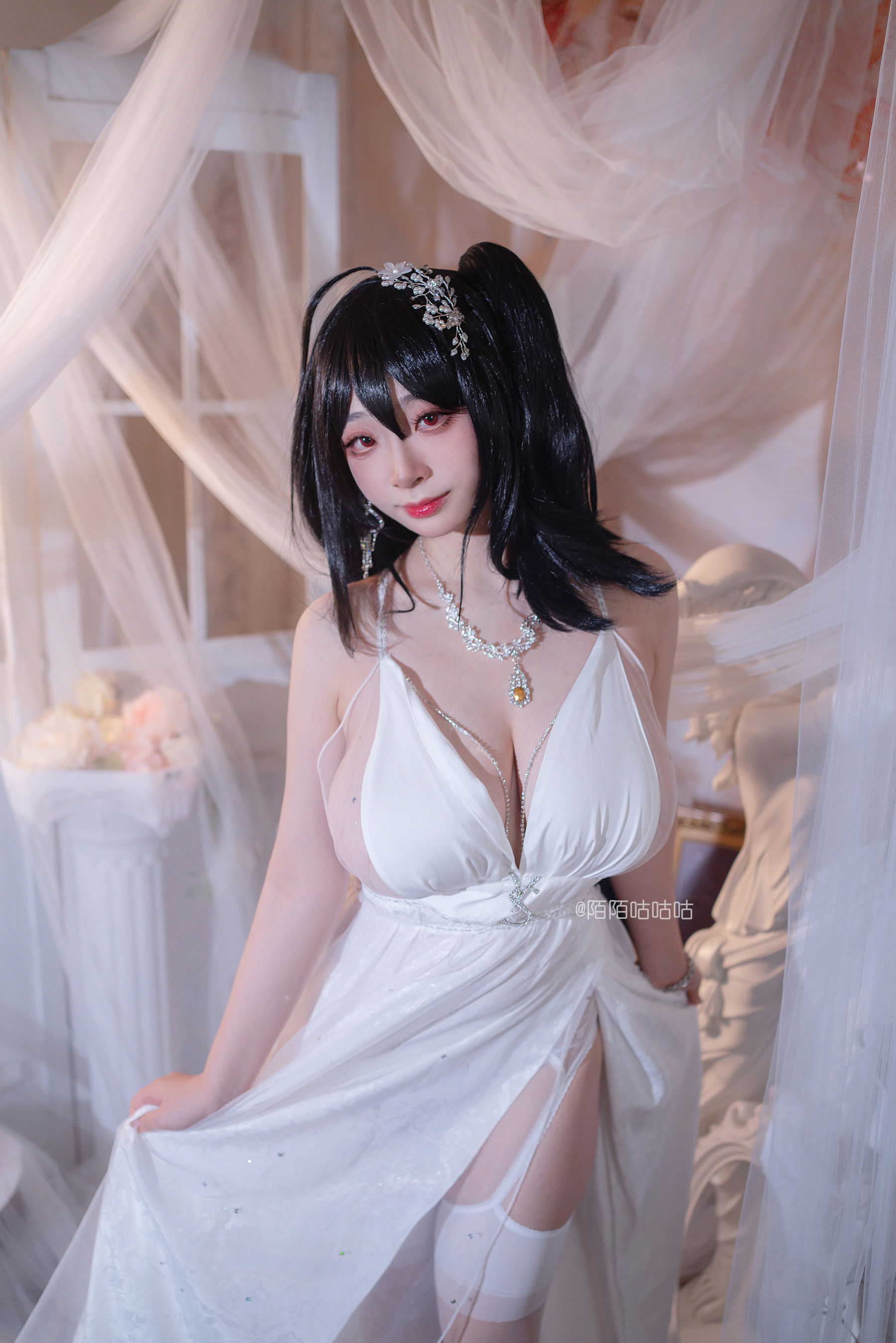Cosplay美女韶陌陌 – 大凤 婚纱 [18P]