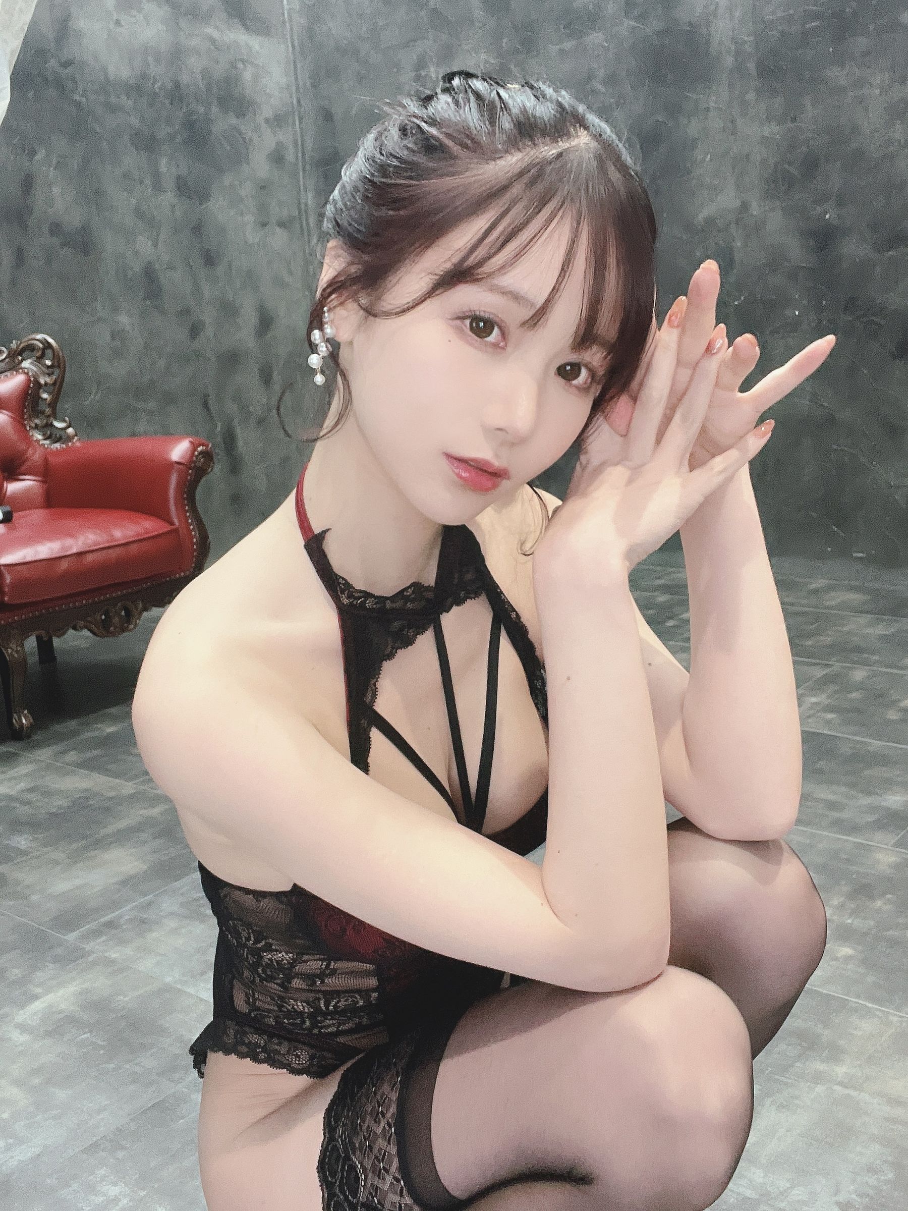 日本甜美COSERけんけん[fantia] 2022.05 黒レース水着 [18P]