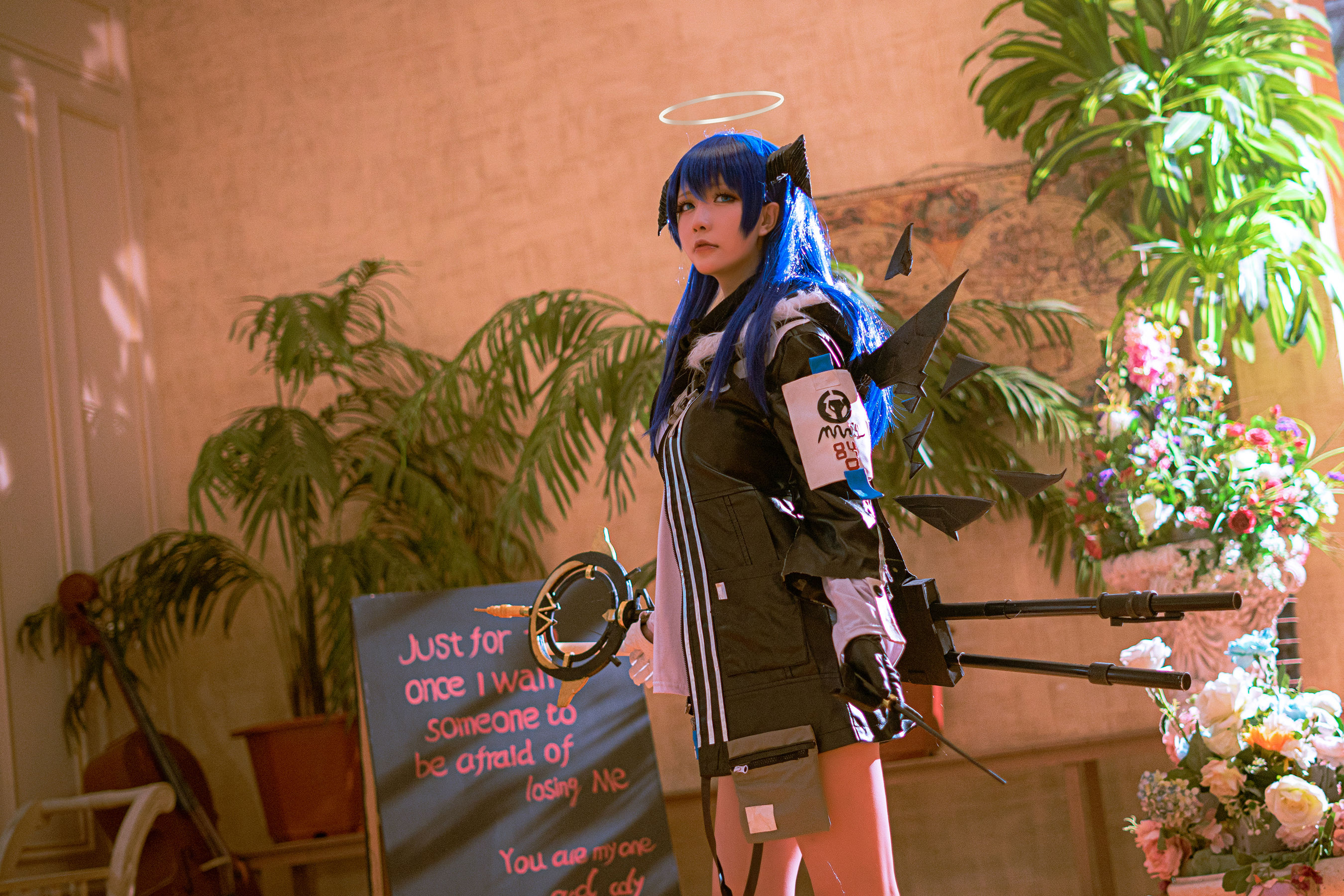 Coser小姐姐星之迟迟 – 明日方舟《莫斯提马》 [19P]