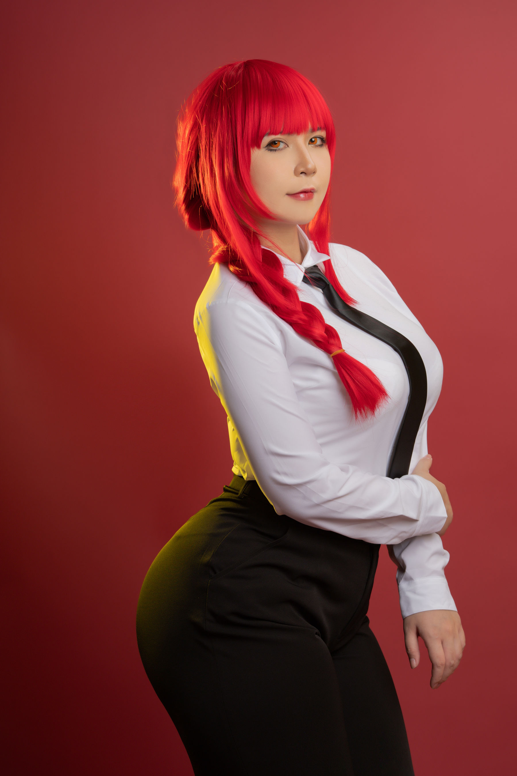 Uy Uy – Makima [18P]