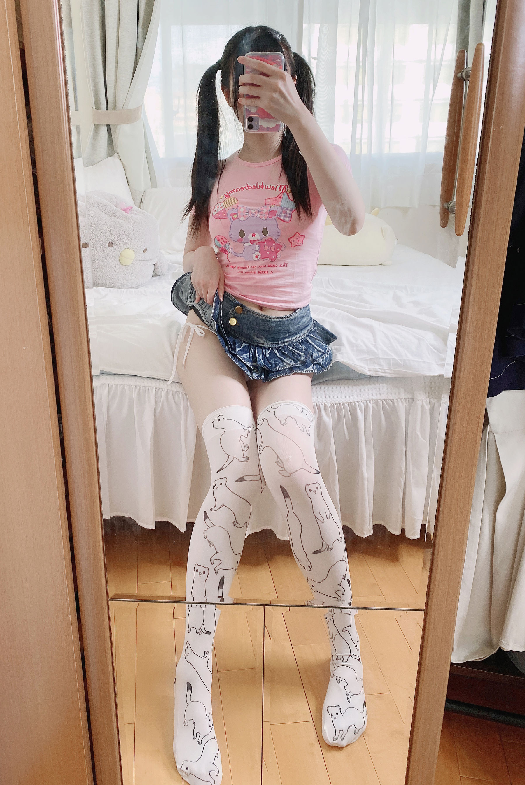 微博妹纸霜月shimo – 女児服着てみた [16P]