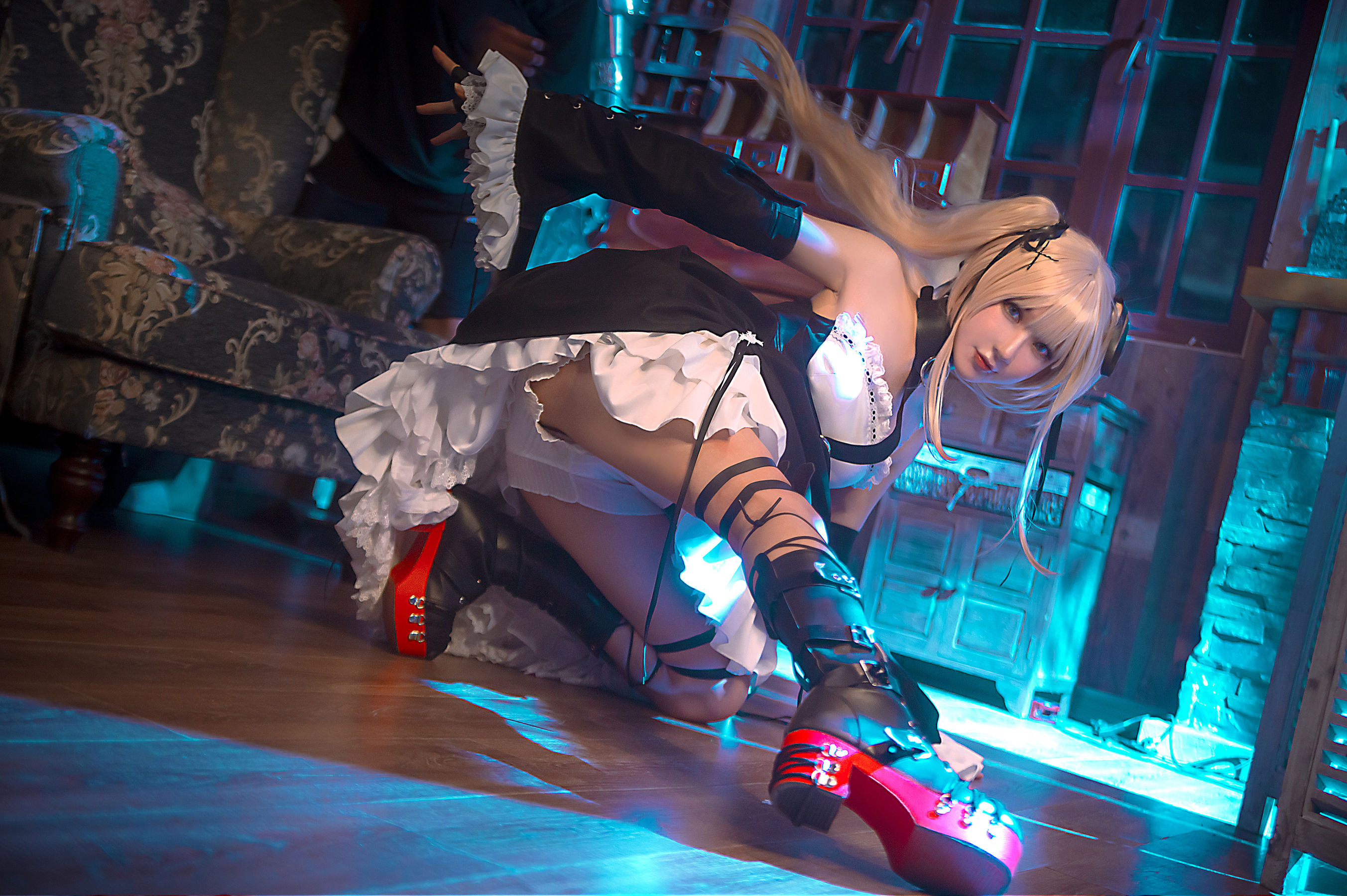 动漫博主阿包也是兔娘 – 玛丽萝丝 [18P]