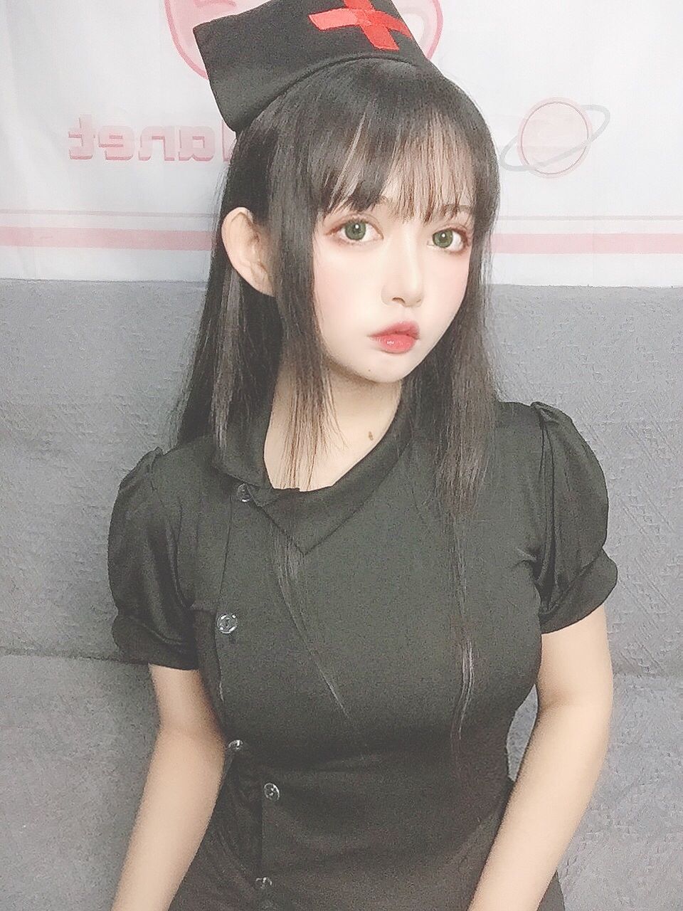 大眼萌妹黑猫猫OvO – 护士喵 [19P]