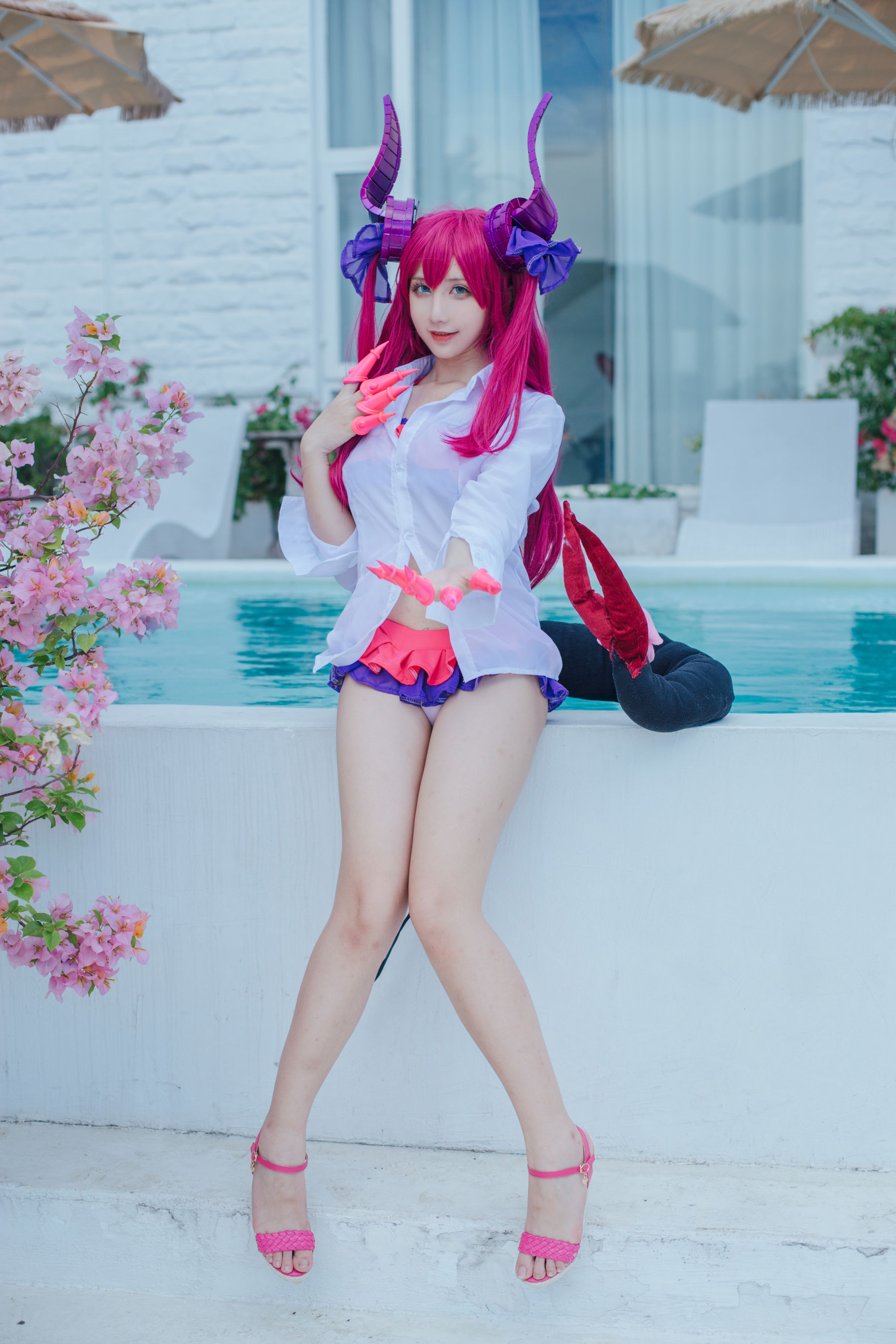 动漫博主九曲Jean – 龙娘泳装 [14P]