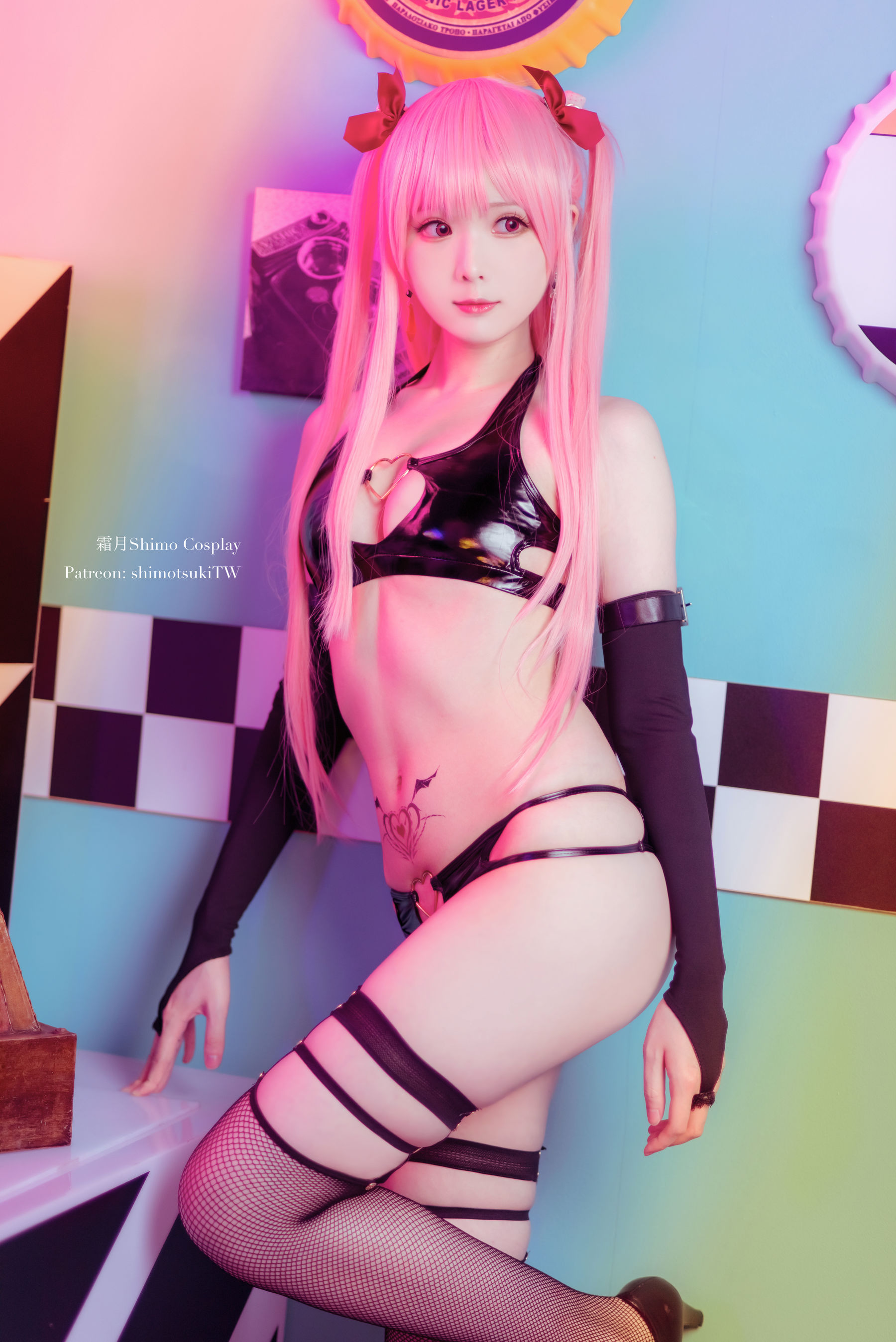 微博妹纸霜月shimo – 情趣 [14P]