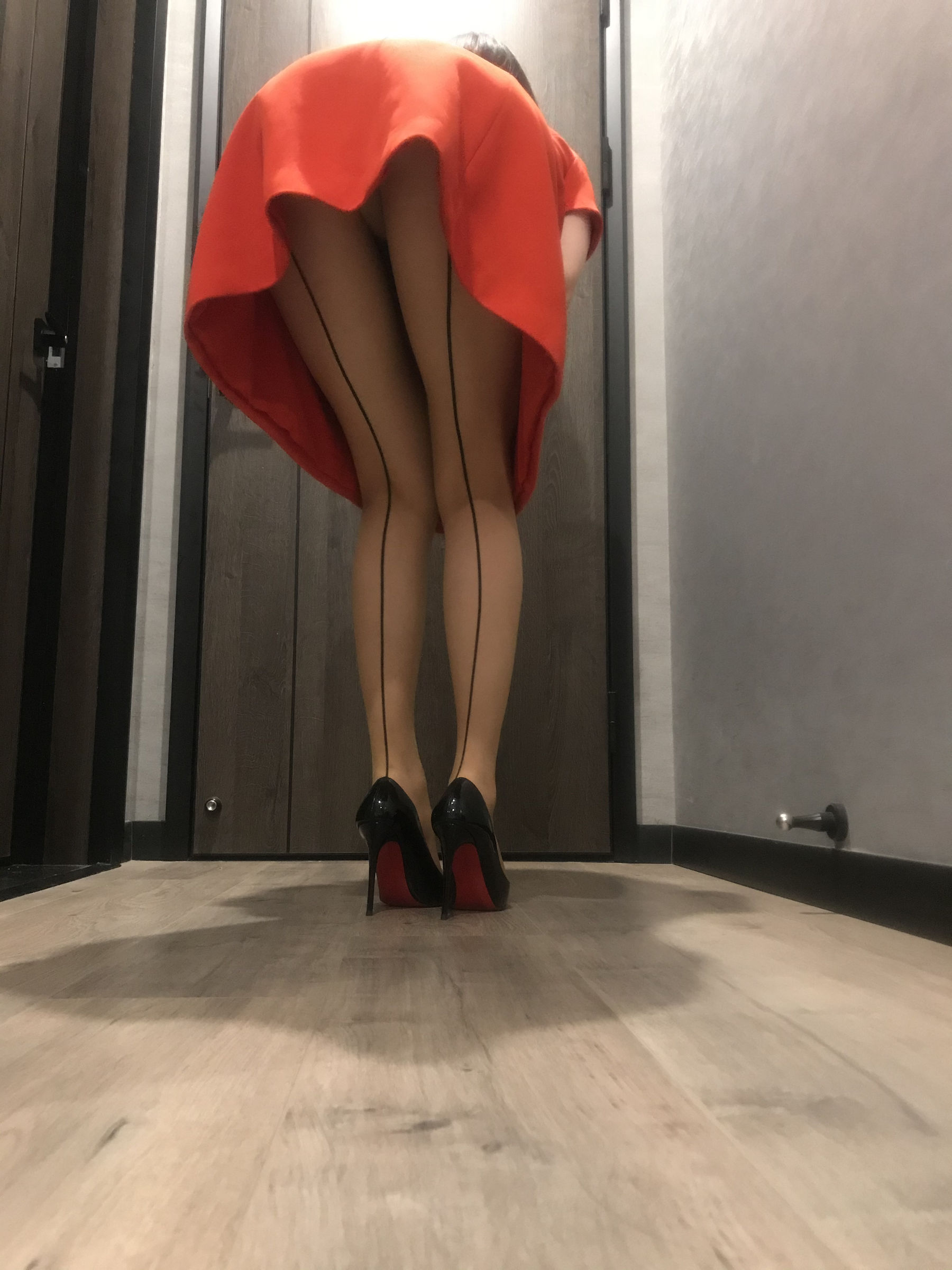 丝足博主麋鹿_Monroe 2020.07.02 情趣线条丝袜 [44P]