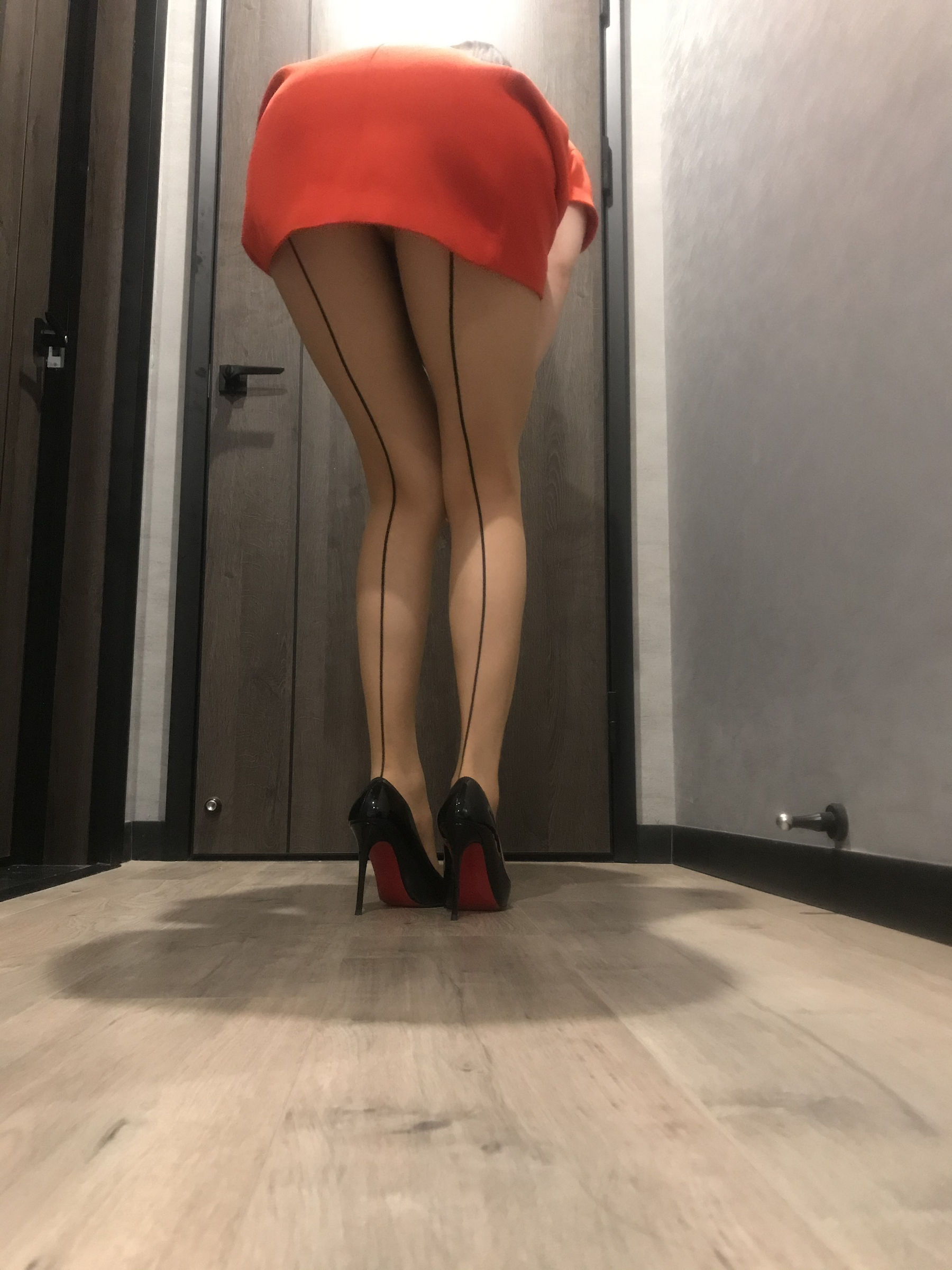 丝足博主麋鹿_Monroe 2020.07.02 情趣线条丝袜 [44P]