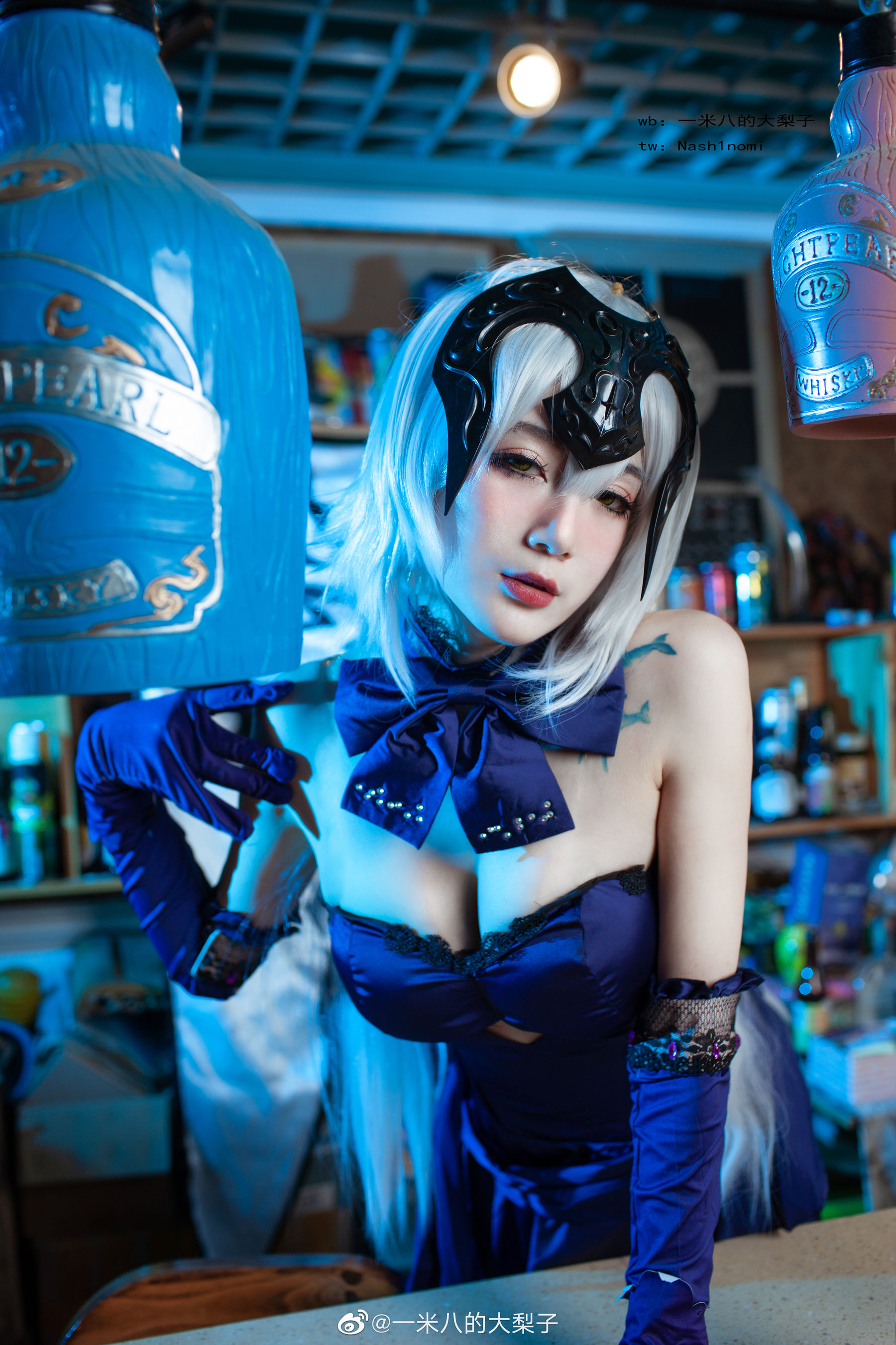 一米八的大梨子 – 黑贞晚餐 [9P]