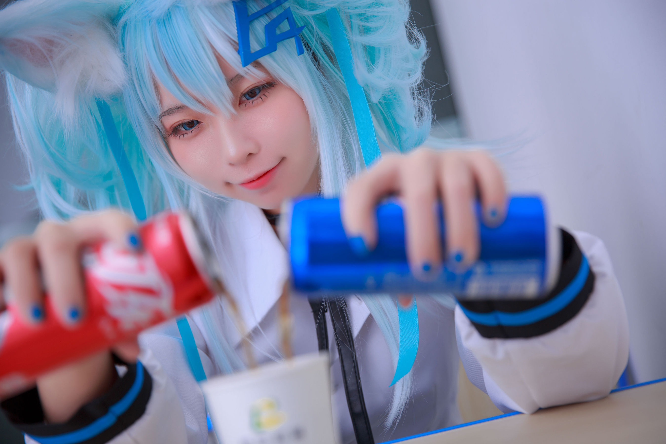 动漫博主G44不会受伤 – 少女前线 PA15校服 [33P]