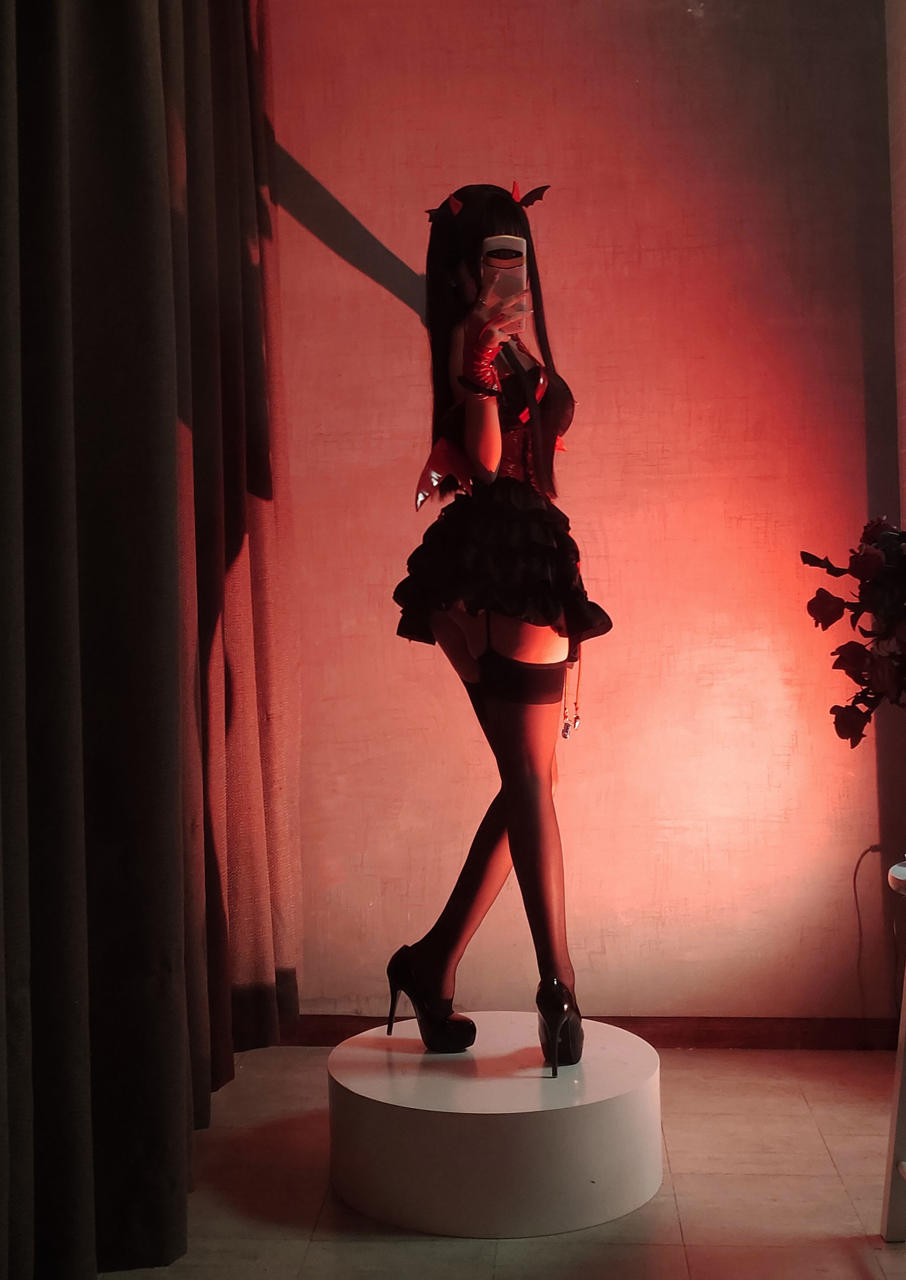 Cosplay日奈娇 – 万圣节 小恶魔 [32P]