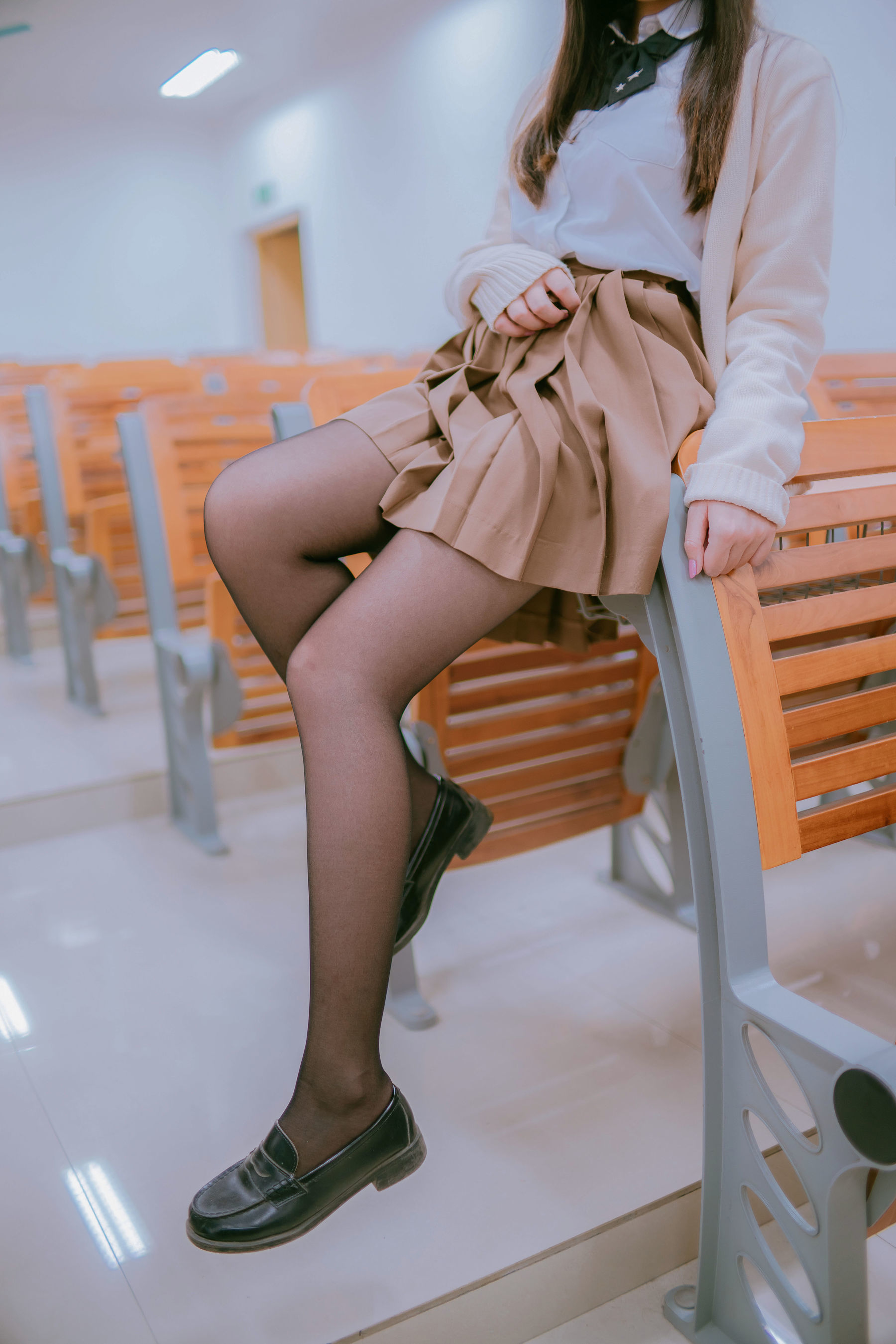 人气Coser二佐Nisa – JK学院风 [9P]