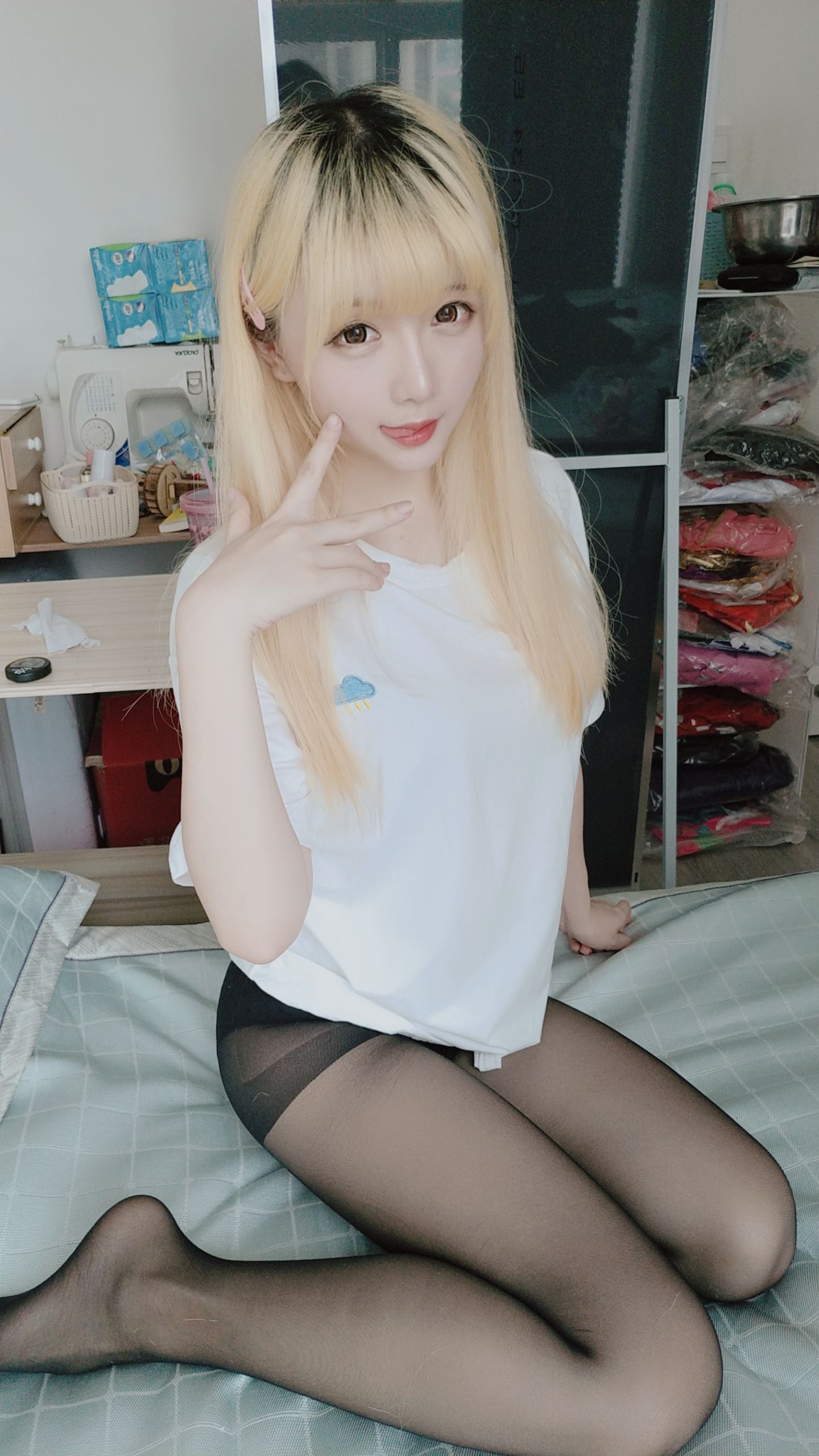 Coser小姐姐星之迟迟 白T恤 [62P]