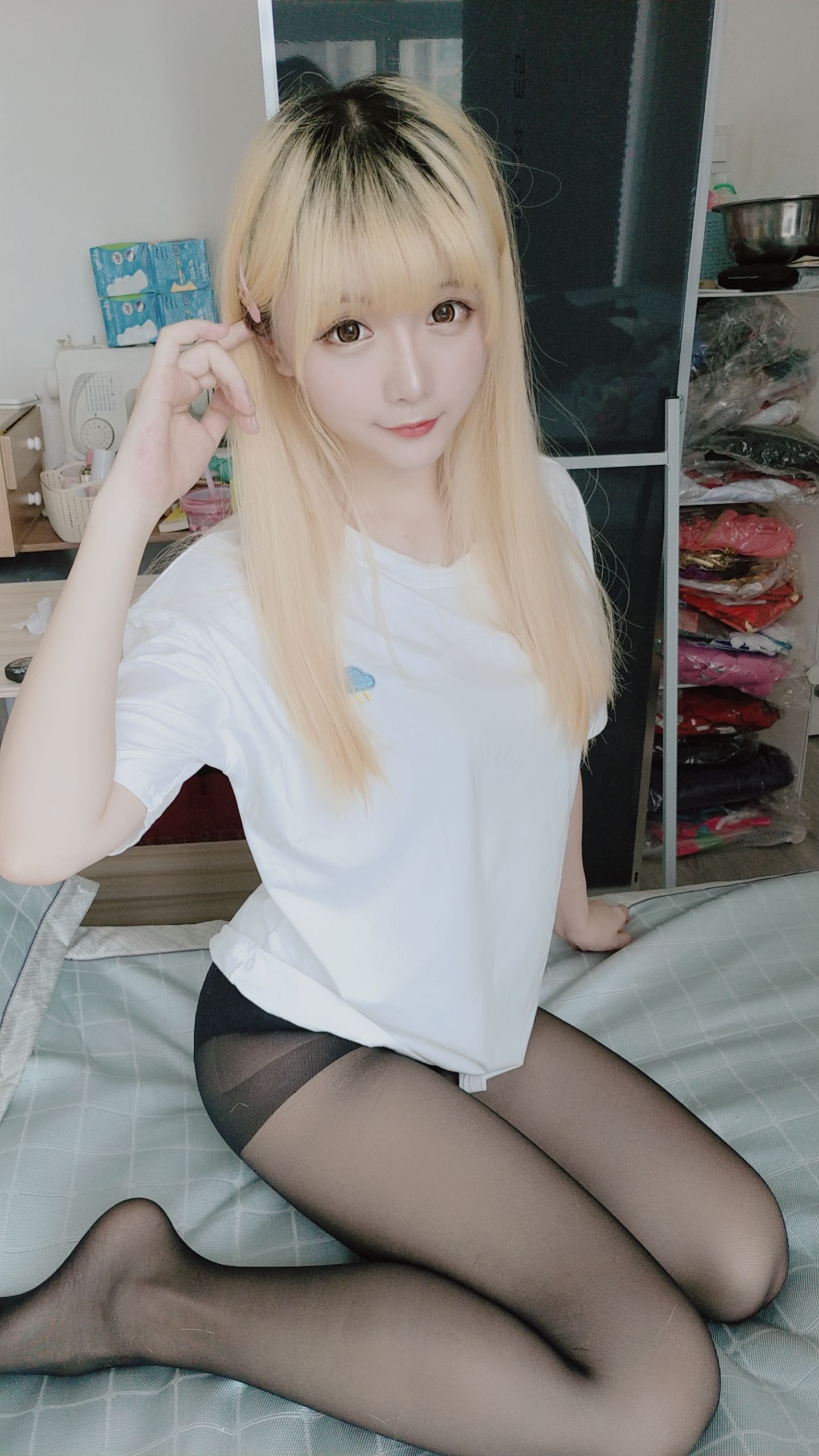 Coser小姐姐星之迟迟 白T恤 [62P]