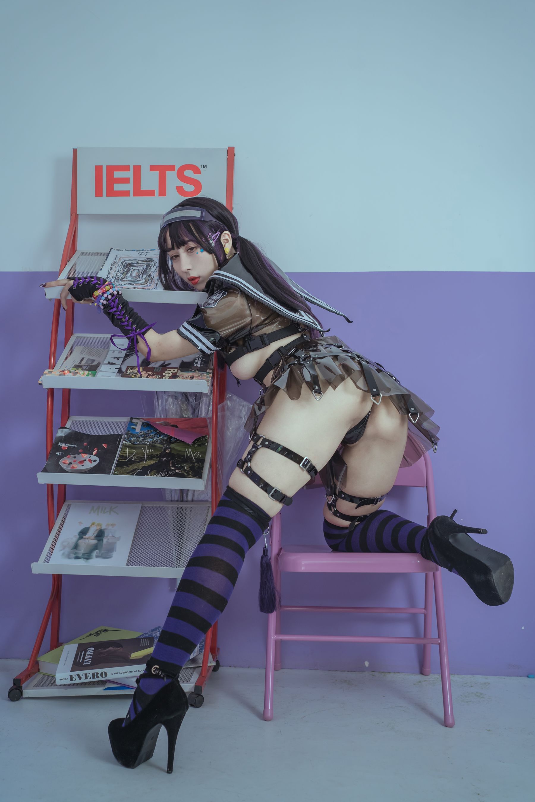 云溪溪 – 幻想学院 [51P]