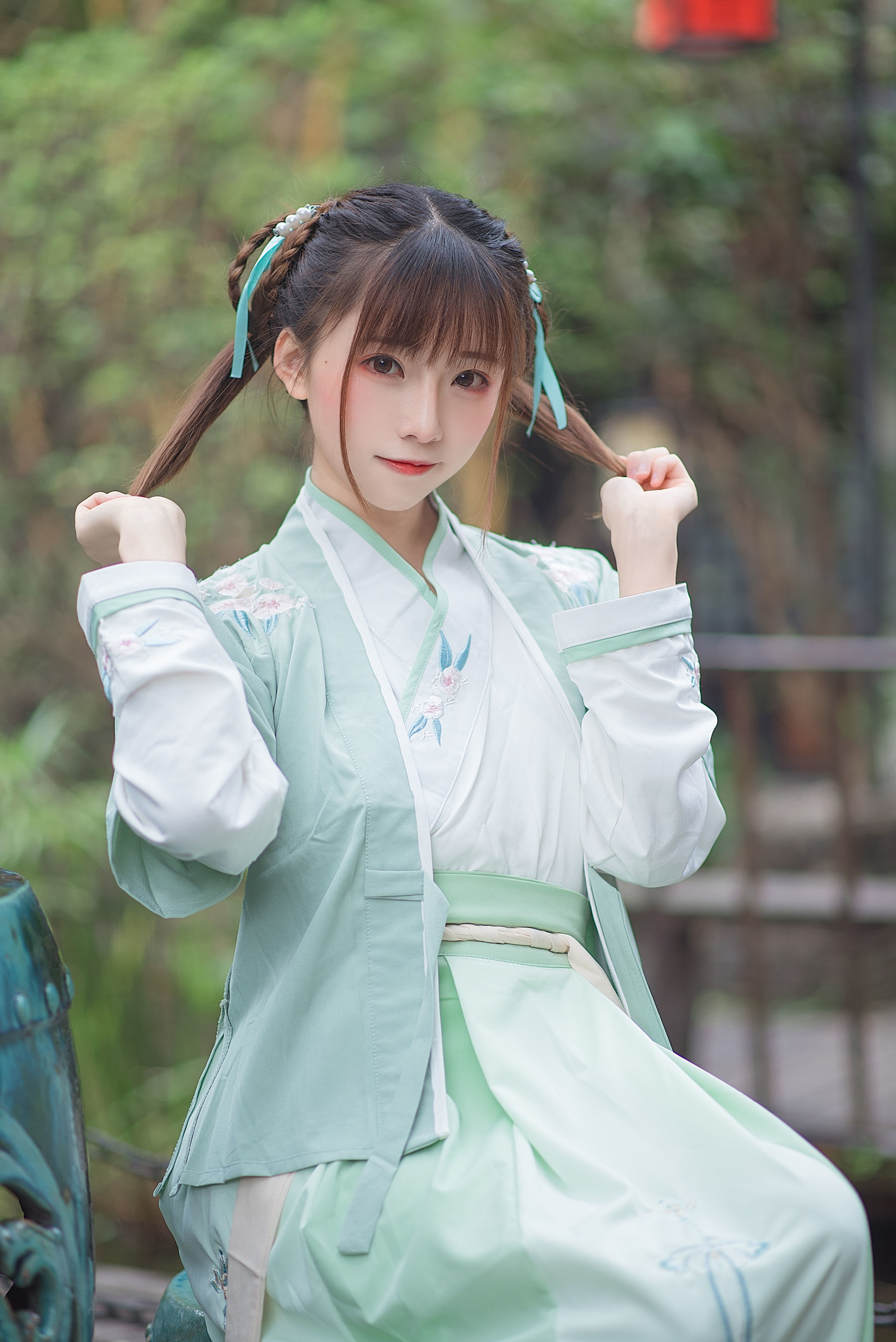 动漫博主Kitaro_绮太郎 娉娉袅袅十三余，豆蔻年华二月初 [19P]